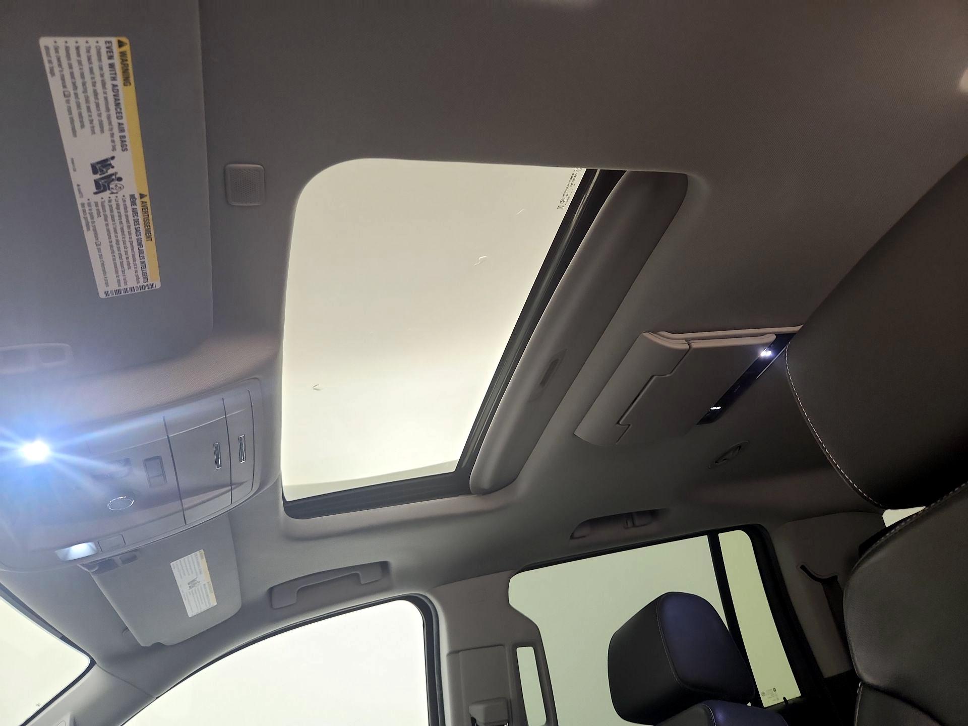 Thumbnail: 2020 Chevrolet Suburban - 20