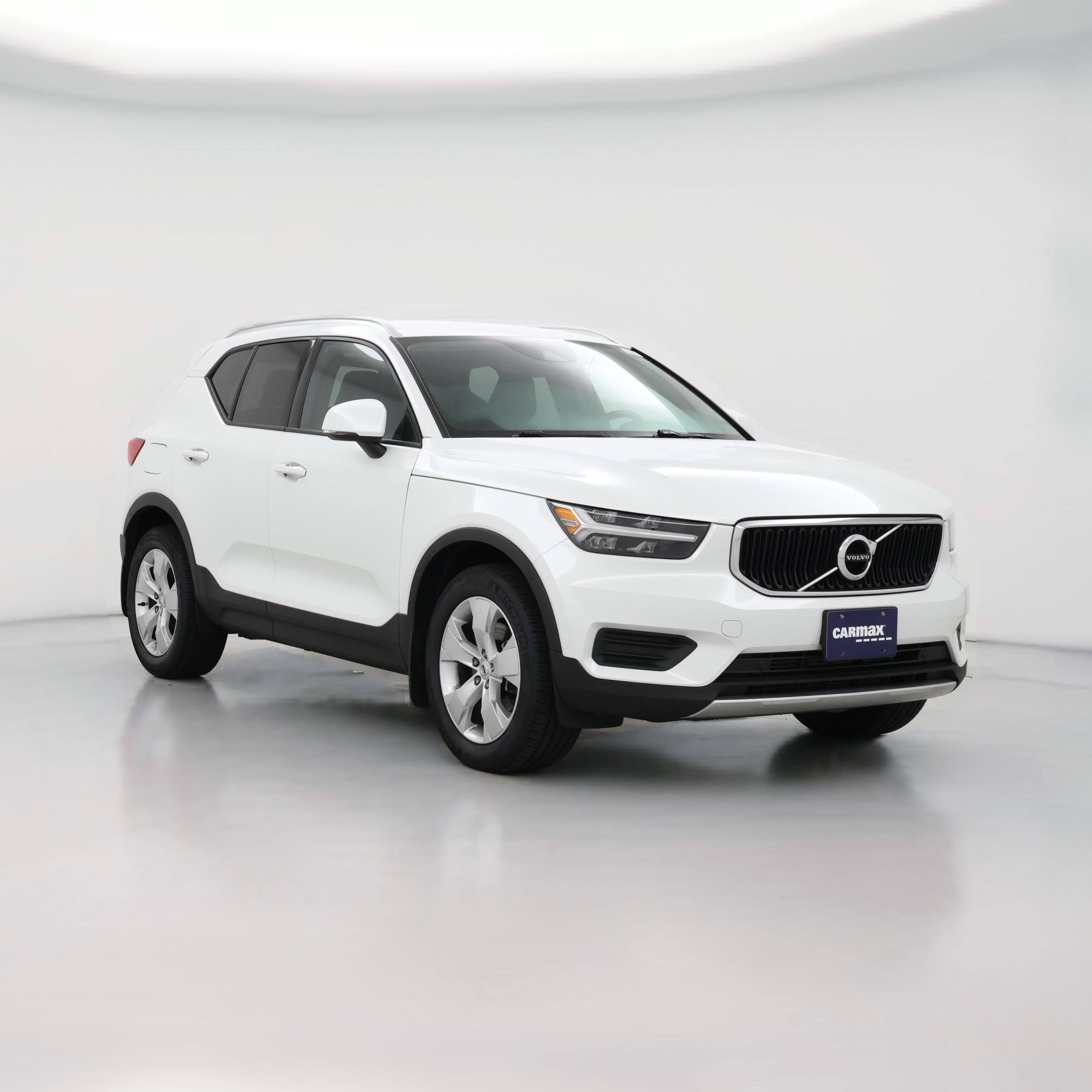 Thumbnail: 2022 Volvo XC40 - 1
