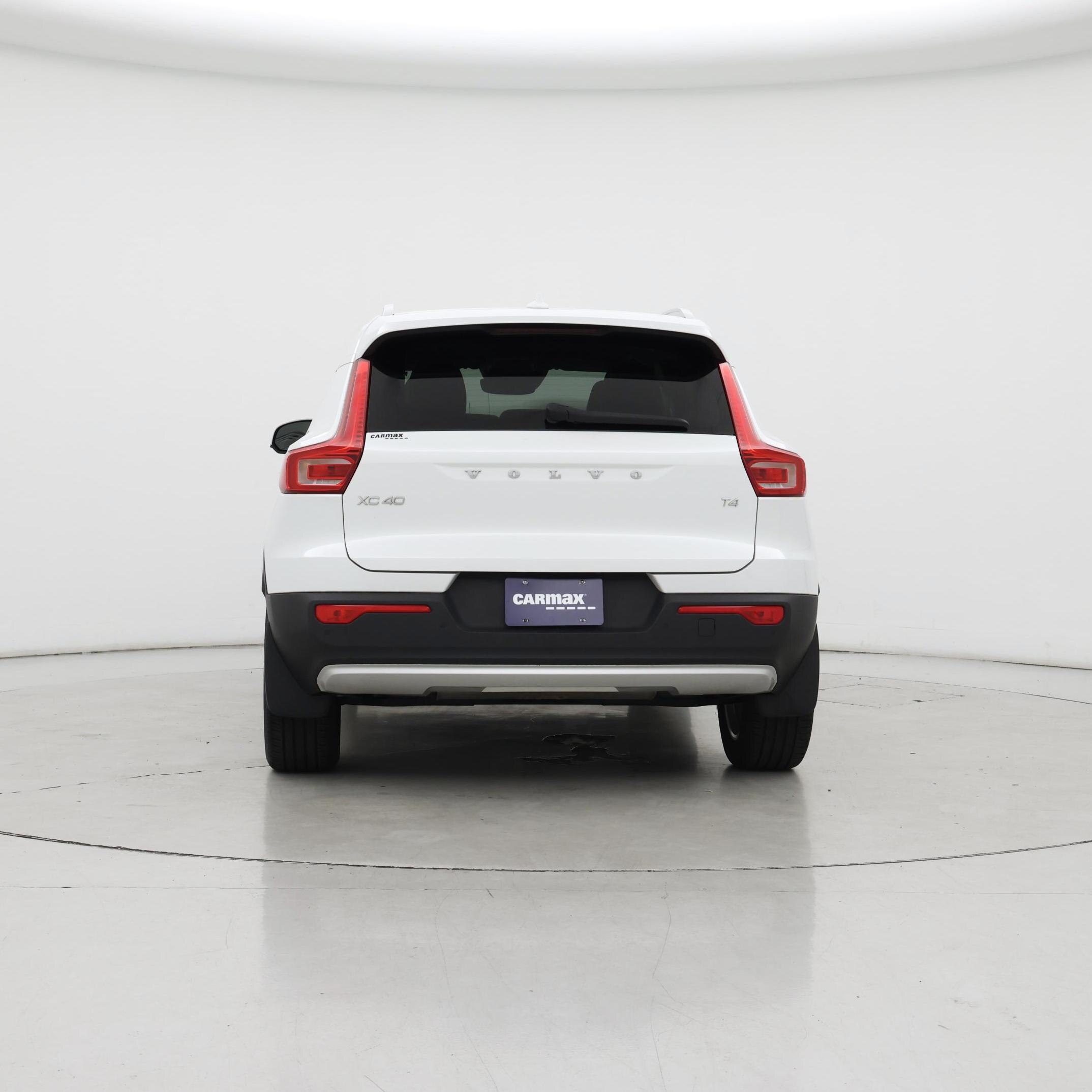 Thumbnail: 2022 Volvo XC40 - 6