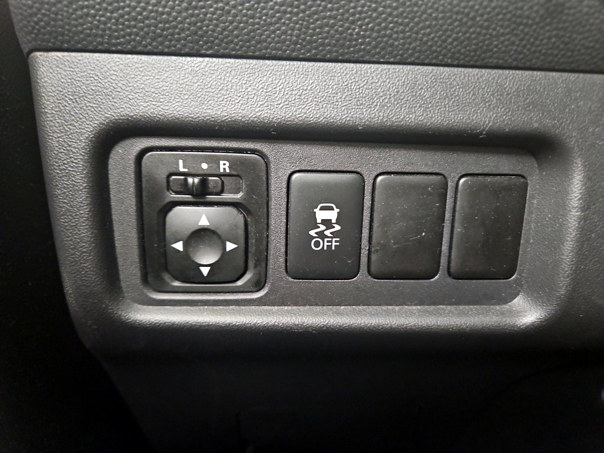 Thumbnail: 2019 Mitsubishi Mirage - 13