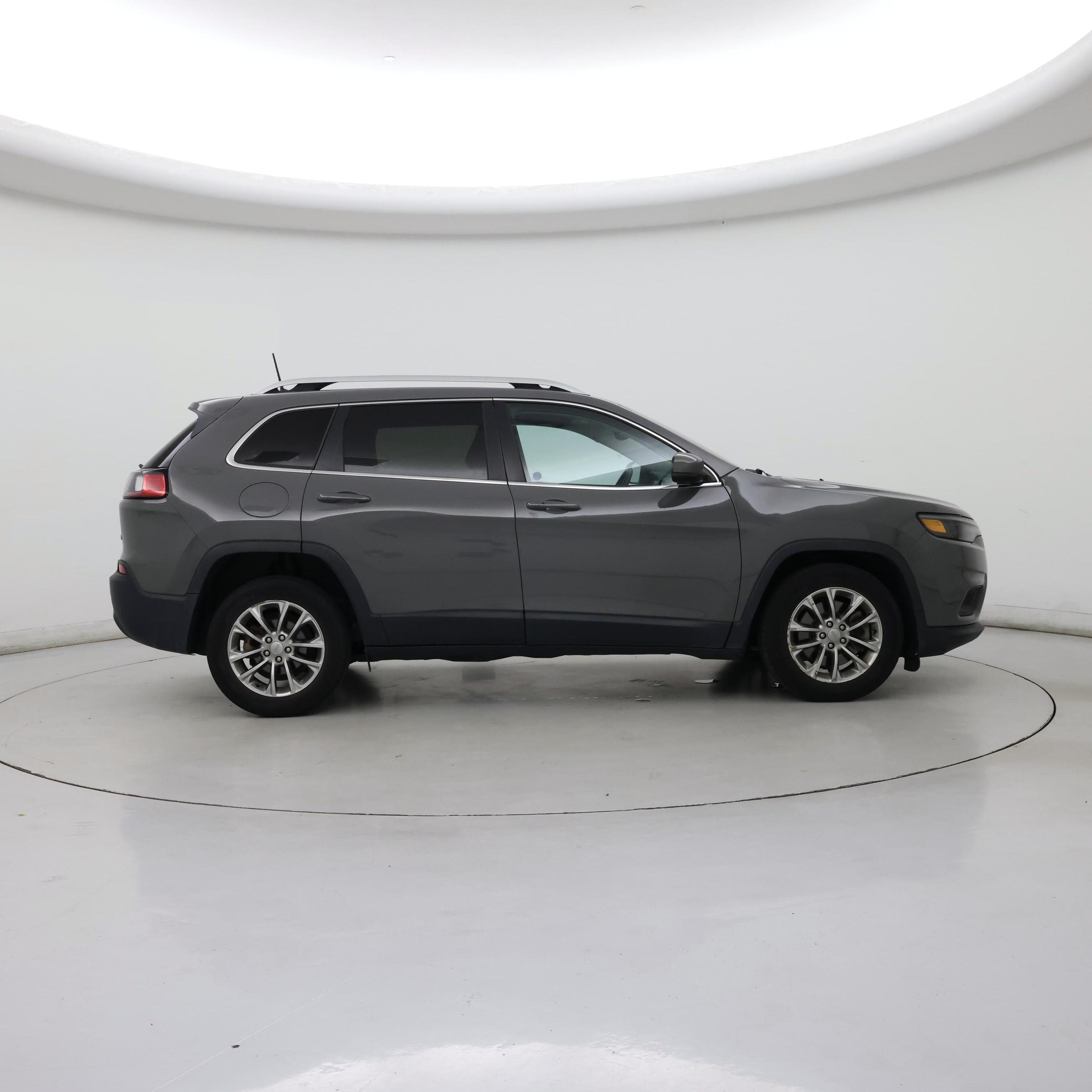 Thumbnail: 2020 Jeep Cherokee - 7