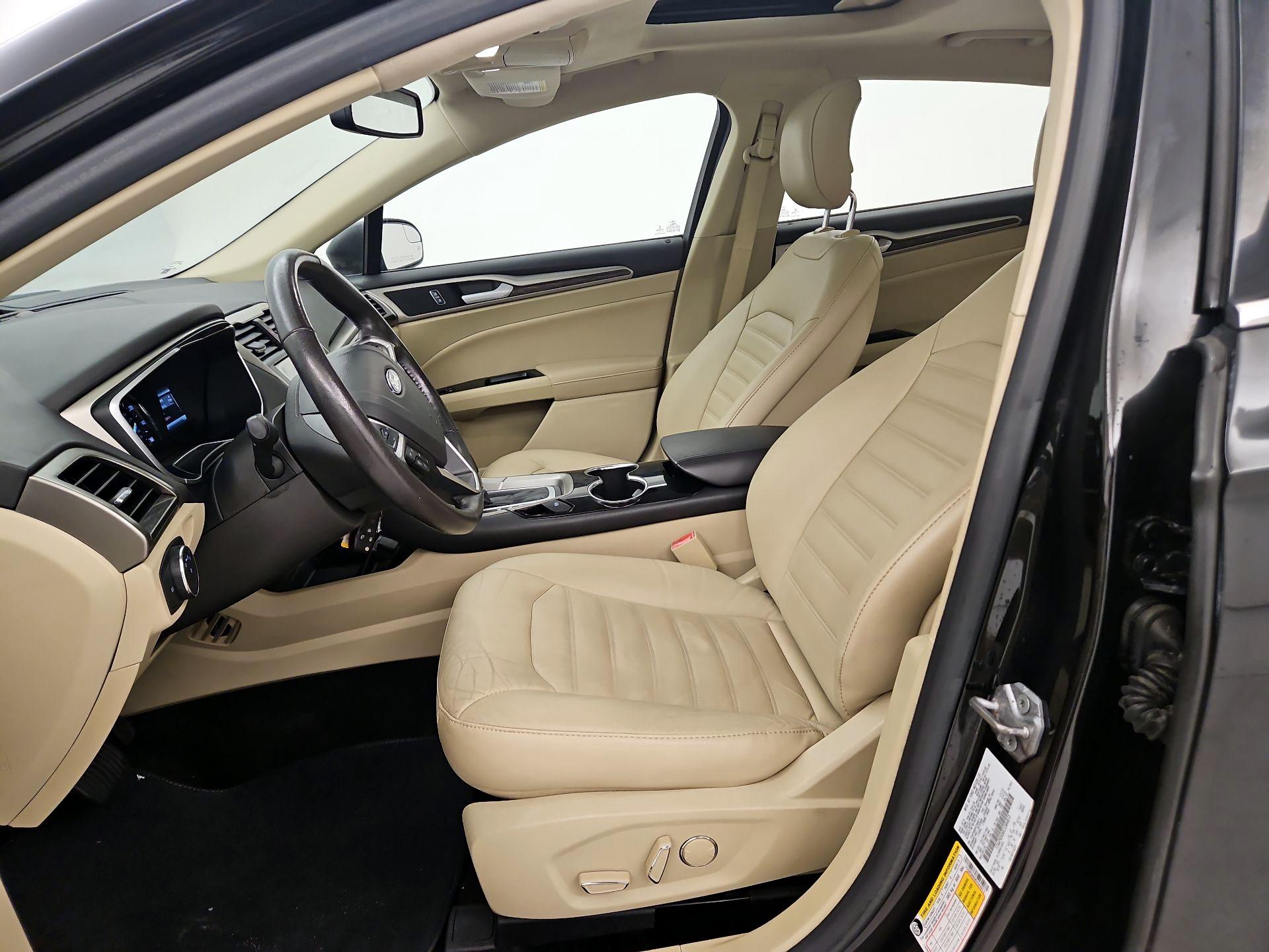 Thumbnail: 2014 Ford Fusion - 11