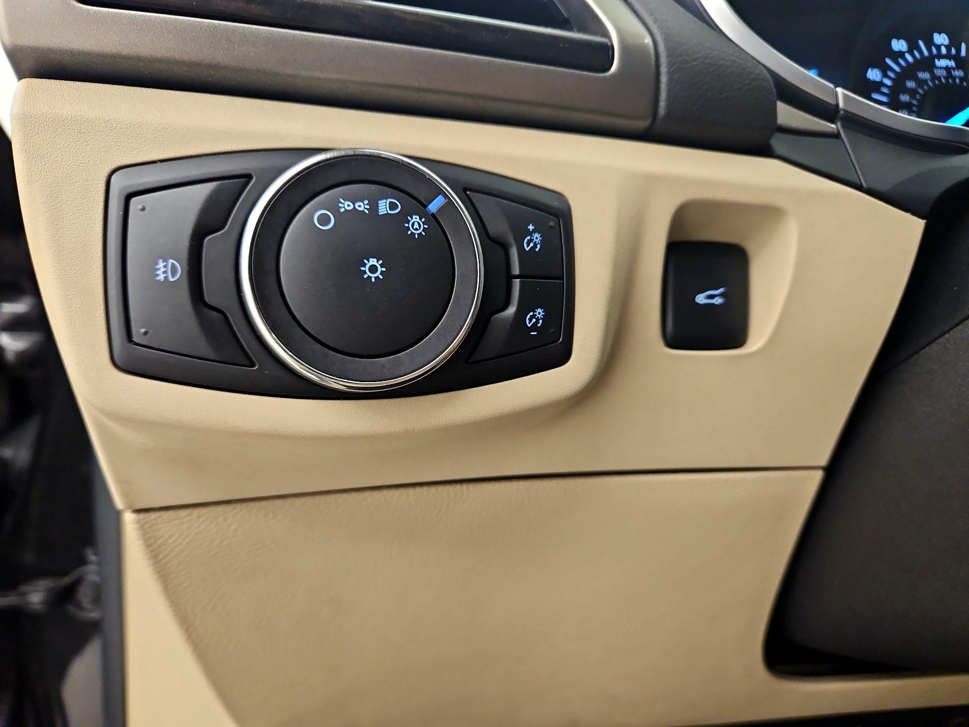 Thumbnail: 2014 Ford Fusion - 13