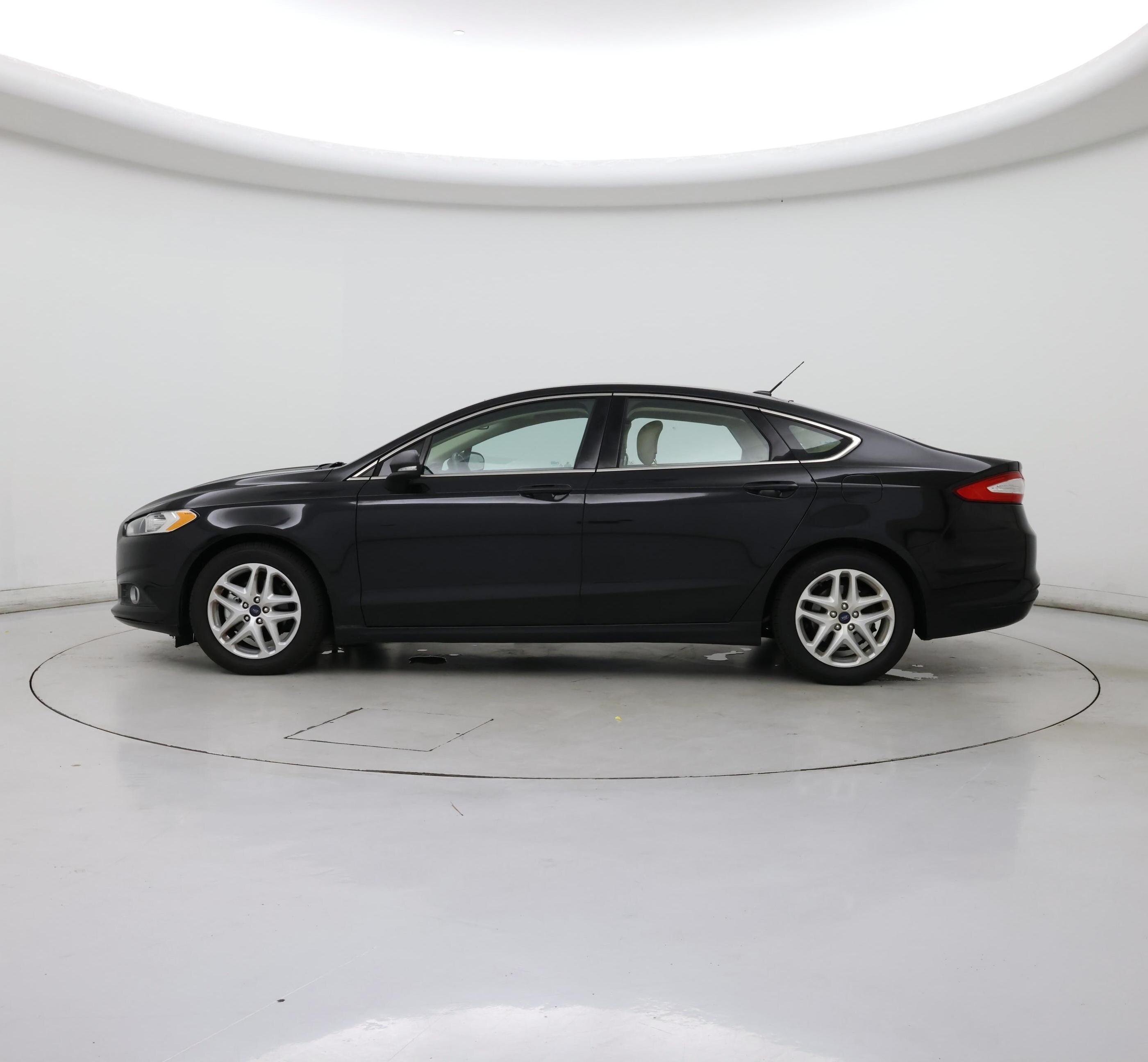 Thumbnail: 2014 Ford Fusion - 3