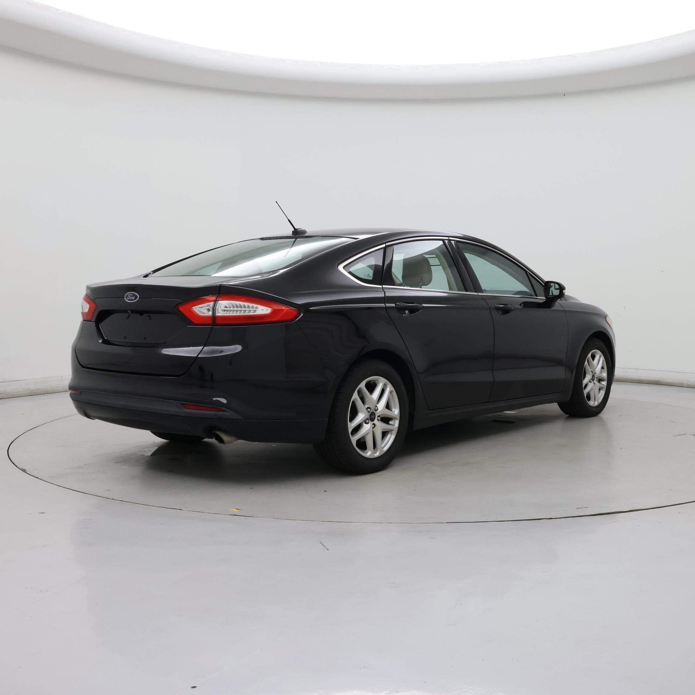 Thumbnail: 2014 Ford Fusion - 8