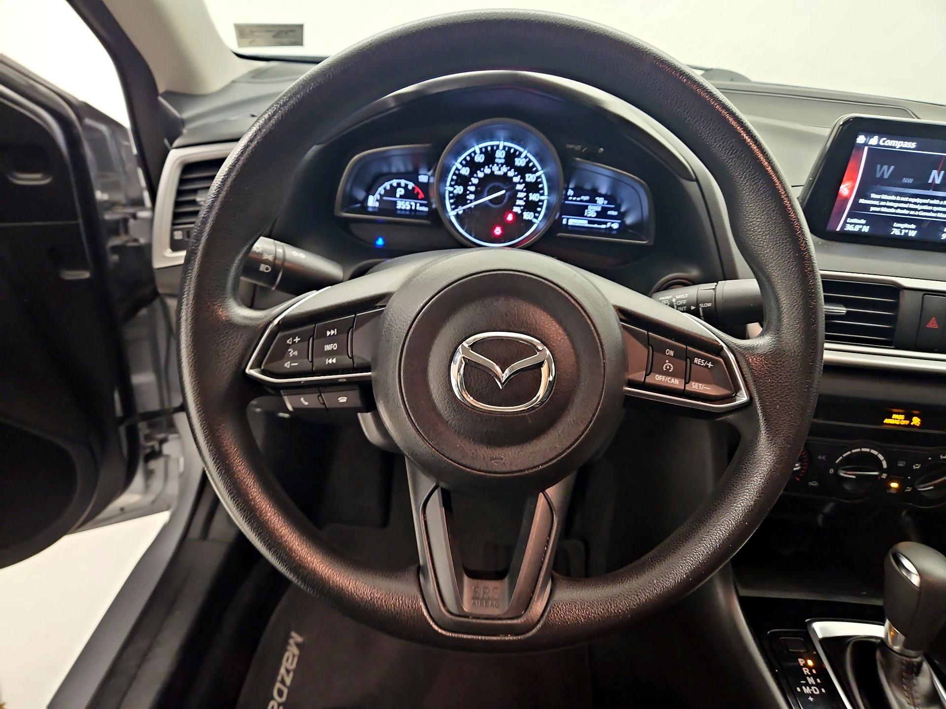 Thumbnail: 2018 Mazda Mazda3 - 10