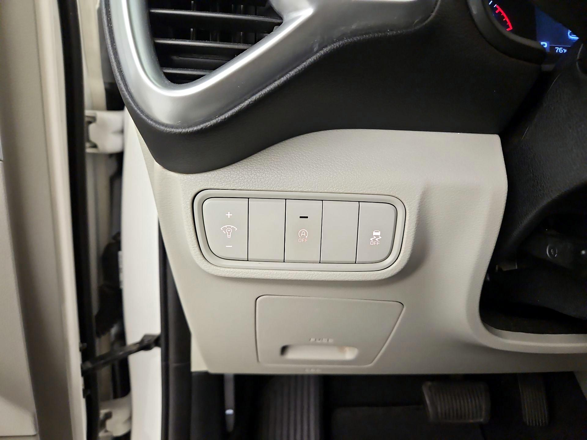 Thumbnail: 2020 Kia Soul - 13