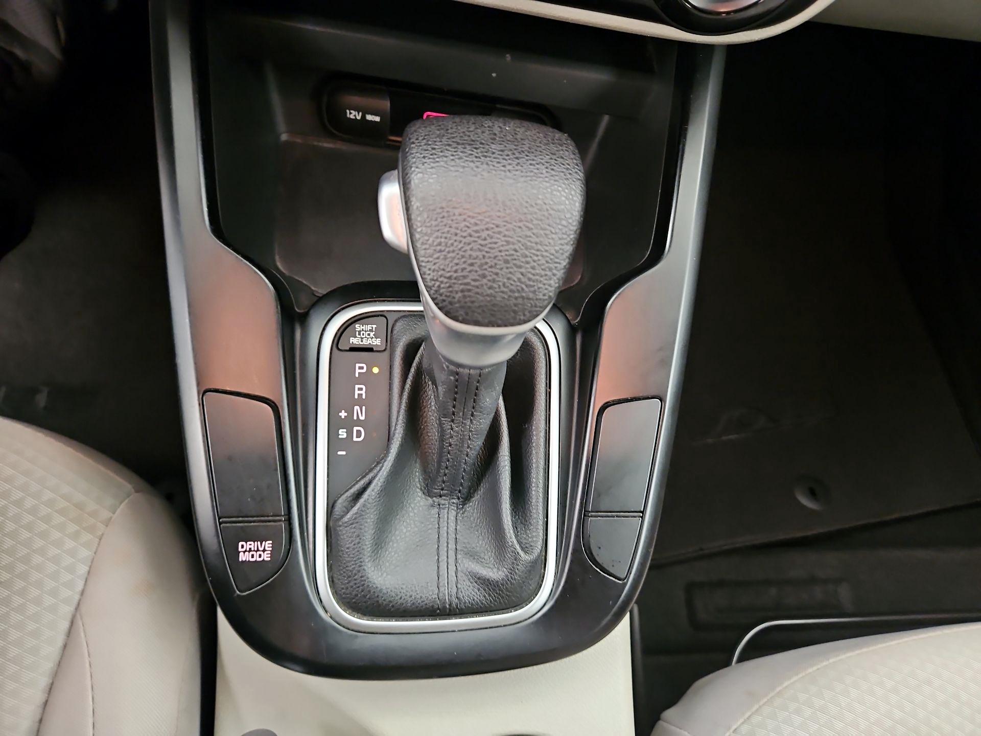 Thumbnail: 2020 Kia Soul - 17