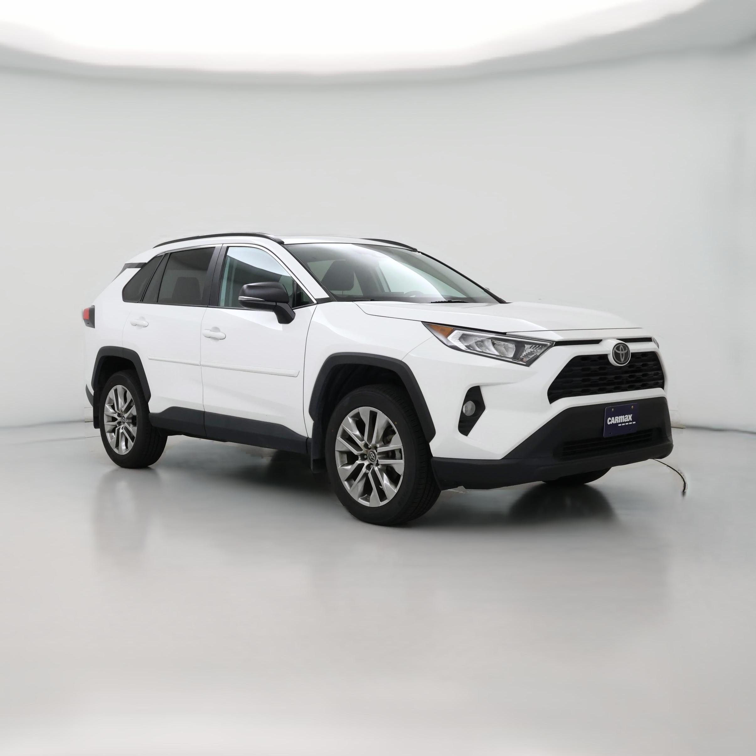 Thumbnail: 2019 Toyota RAV4 - 1