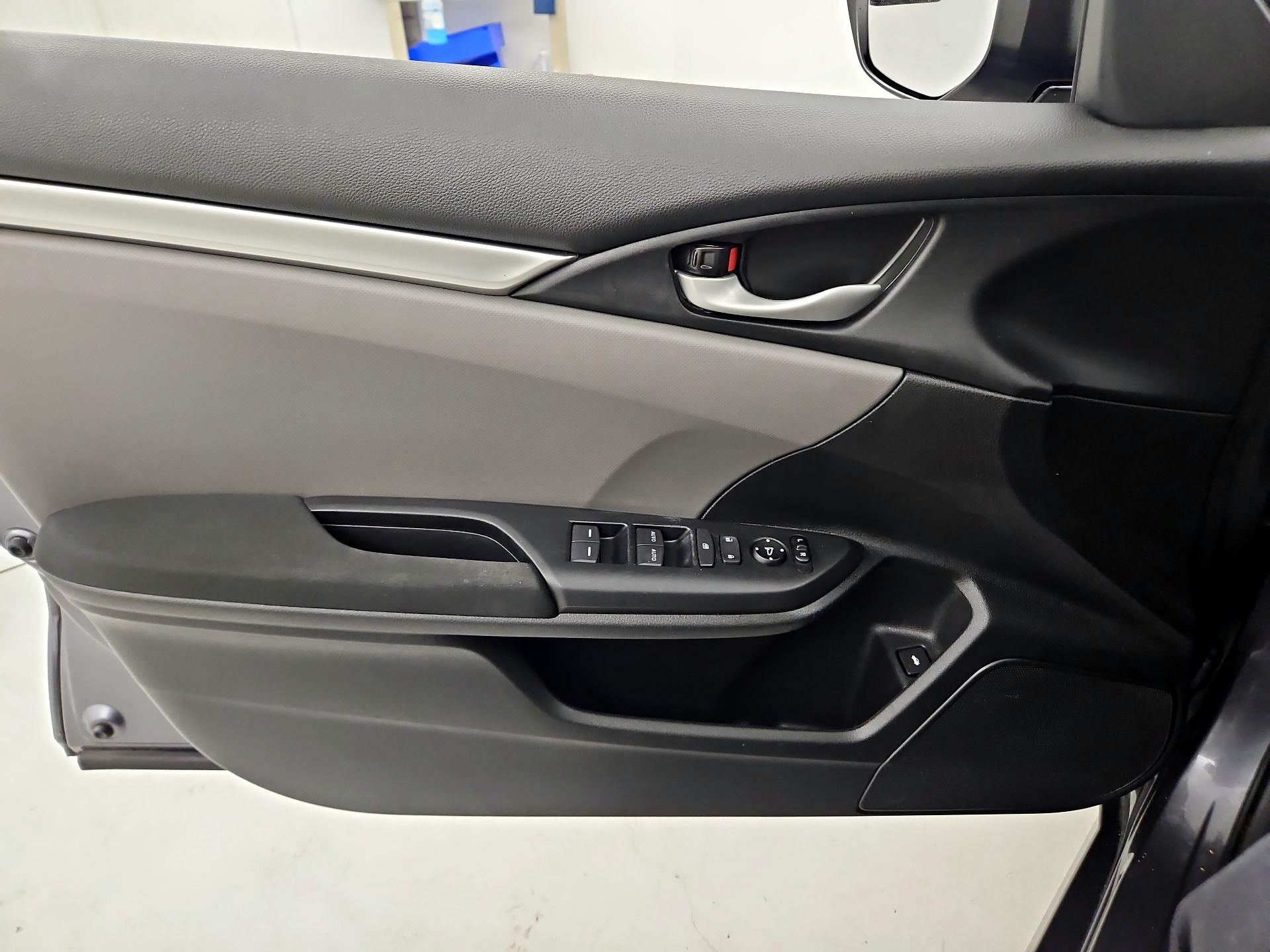 Thumbnail: 2020 Honda Civic - 12
