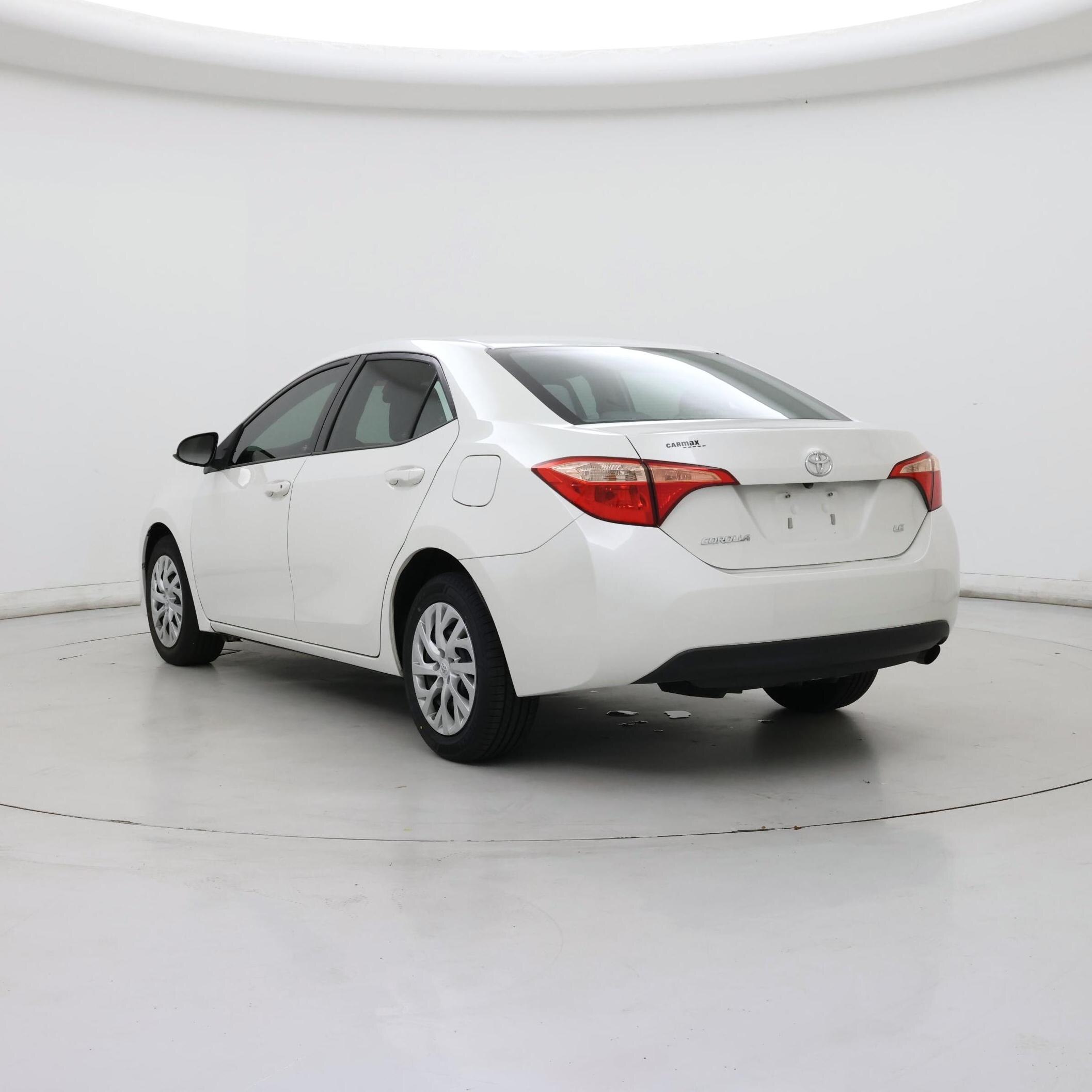 Thumbnail: 2017 Toyota Corolla - 2