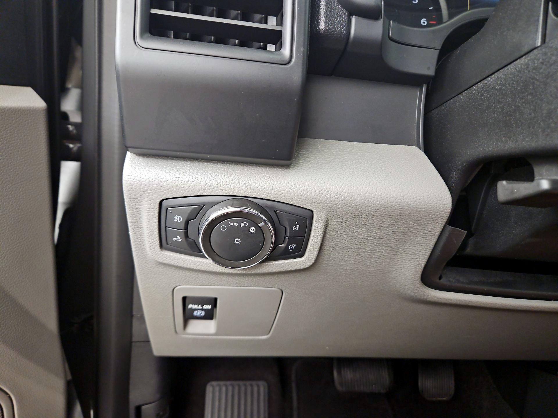 Thumbnail: 2020 Ford F-150 - 13