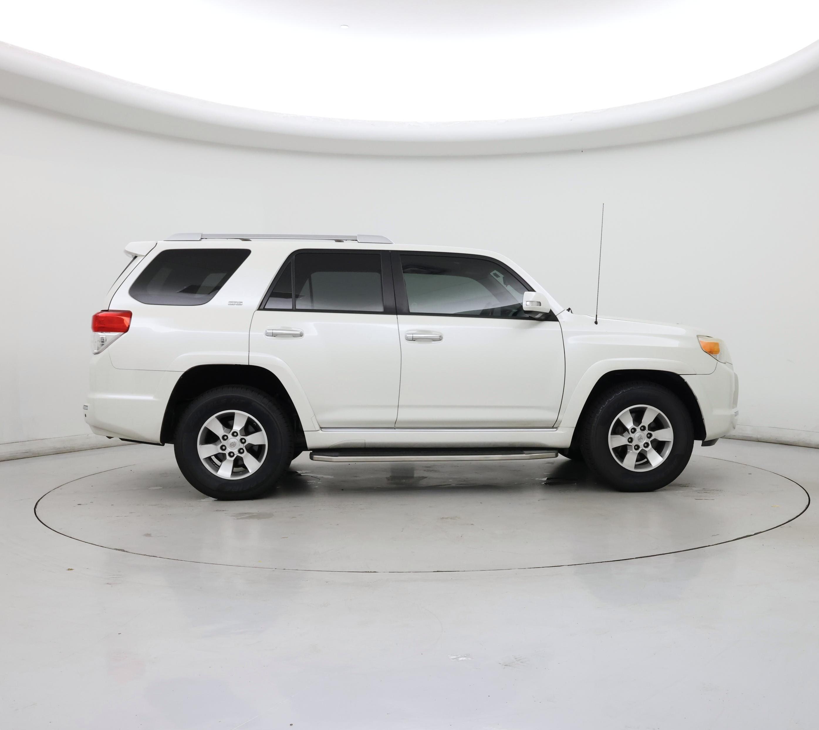 Thumbnail: 2013 Toyota 4Runner - 7