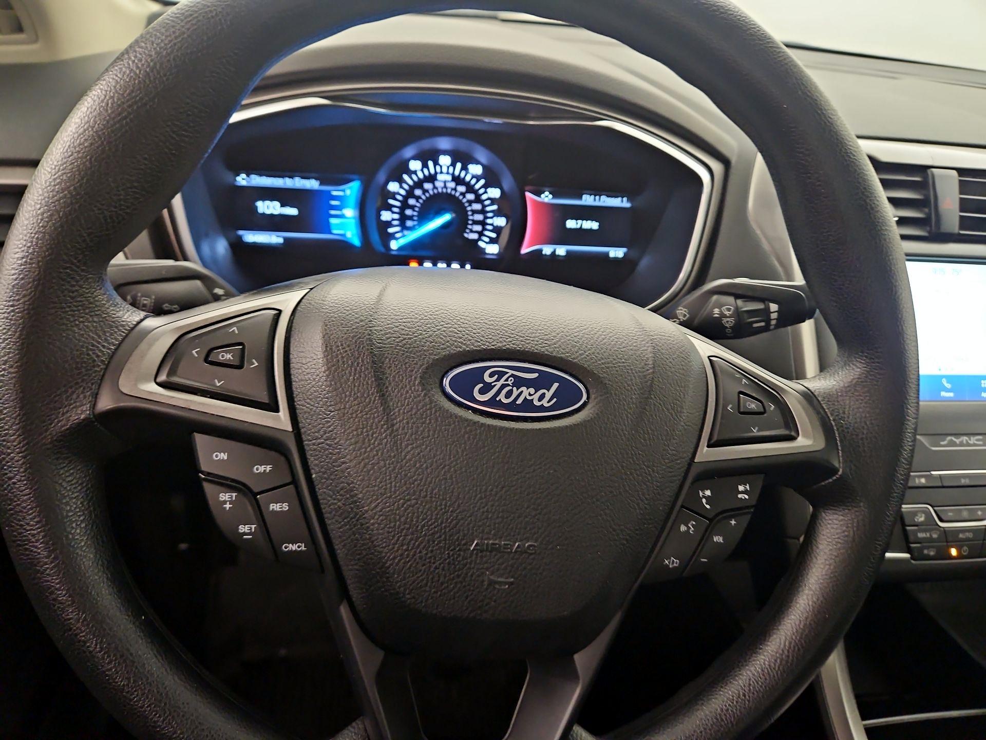 Thumbnail: 2020 Ford Fusion - 10