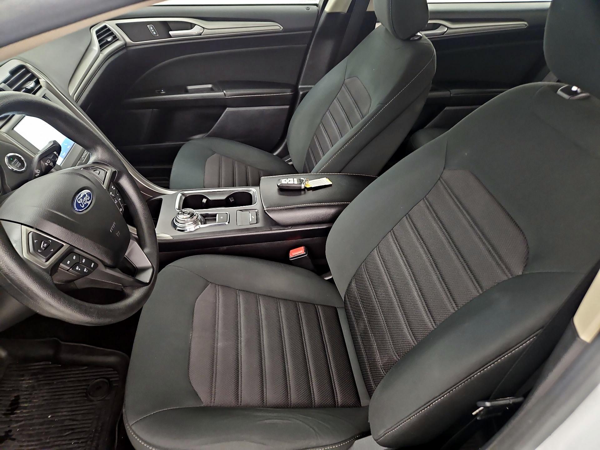 Thumbnail: 2020 Ford Fusion - 11