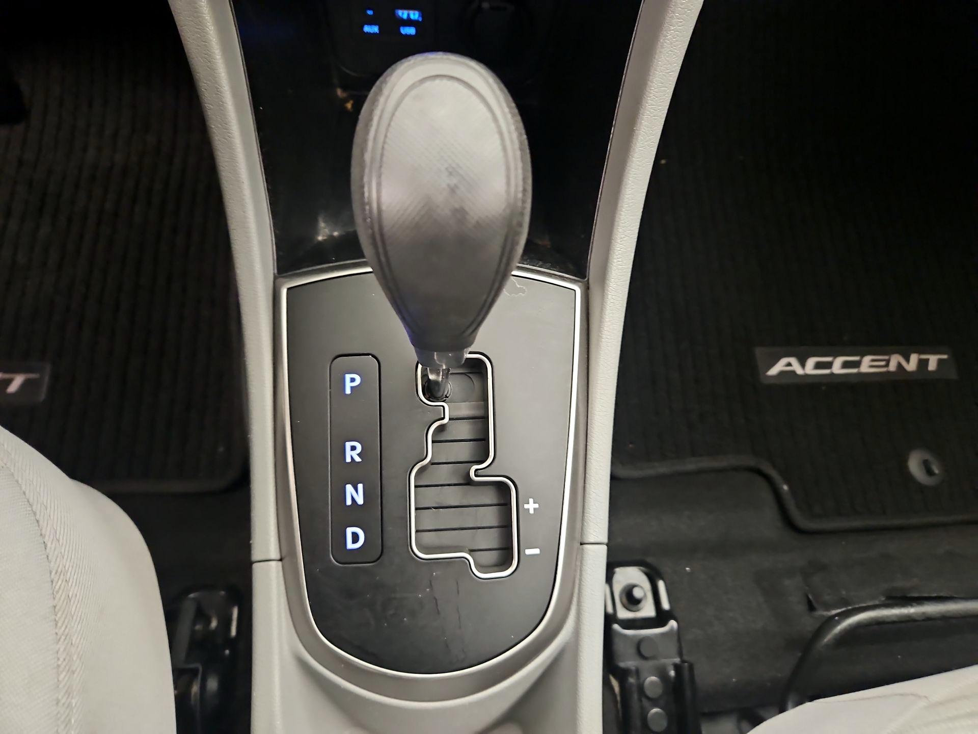 Thumbnail: 2017 Hyundai Accent - 16