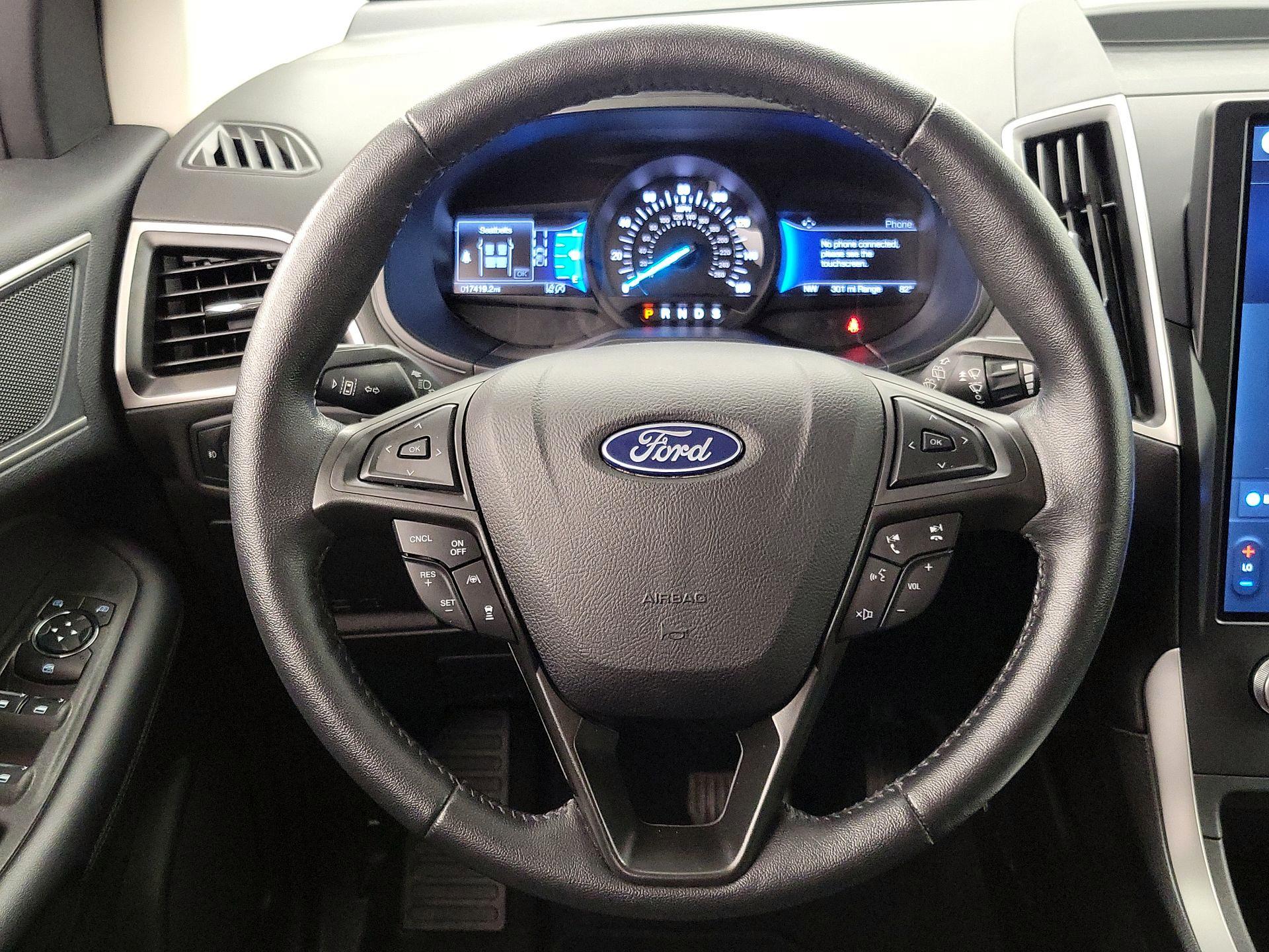 Thumbnail: 2022 Ford Edge - 10