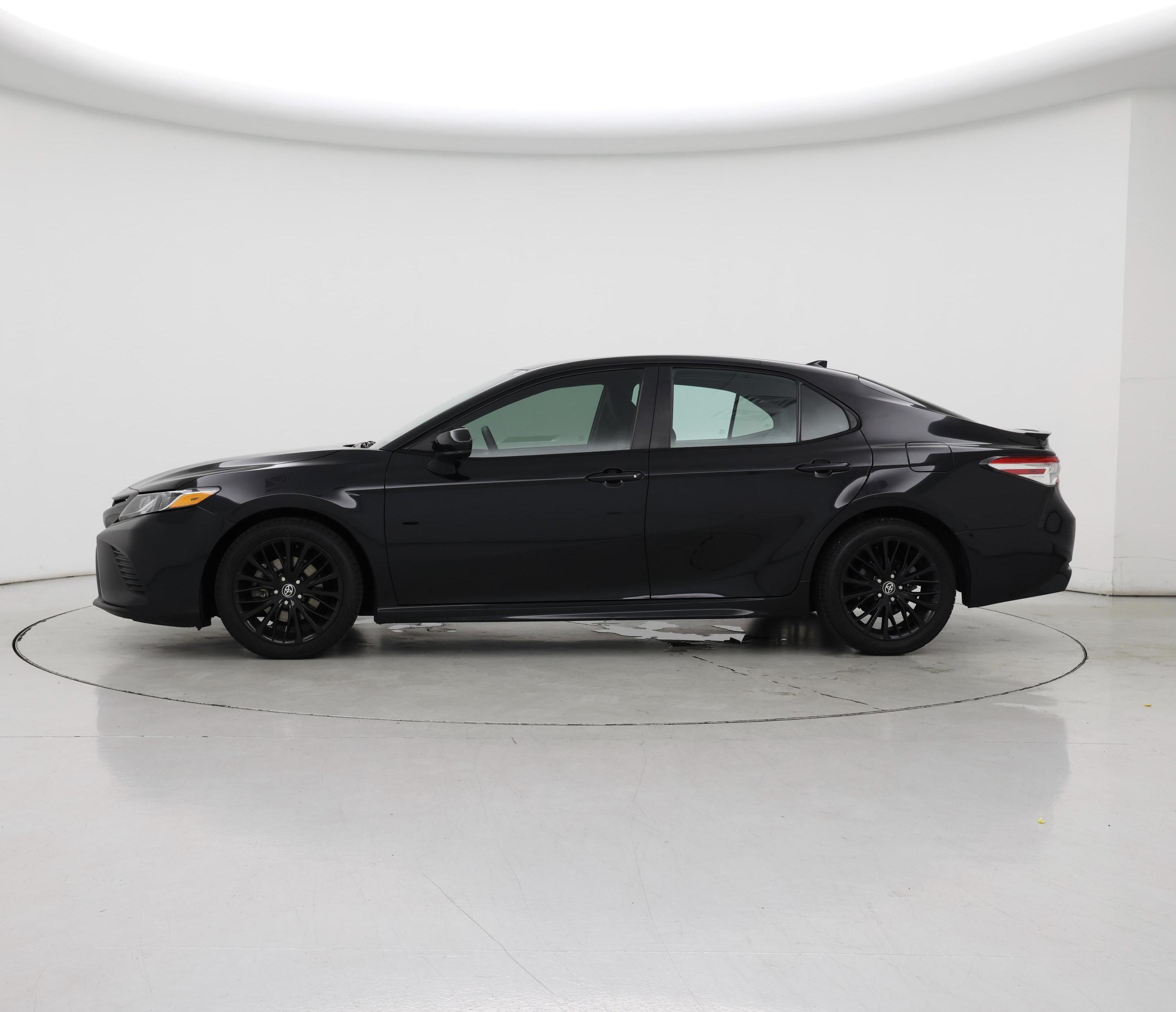 Thumbnail: 2020 Toyota Camry - 3