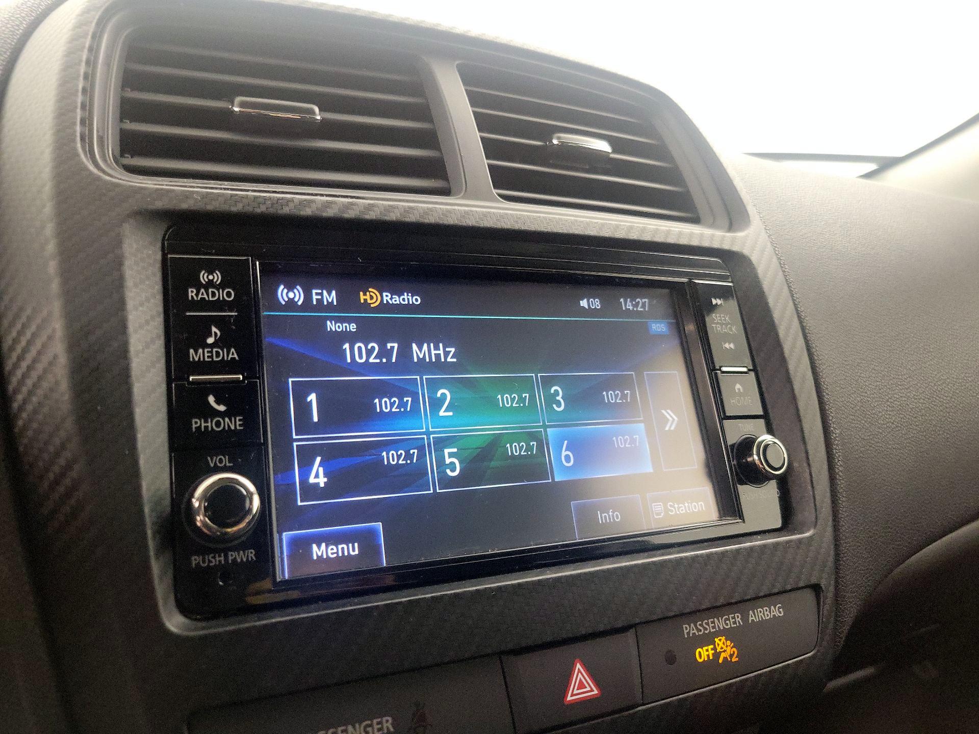 Thumbnail: 2021 Mitsubishi Outlander Sport - 15