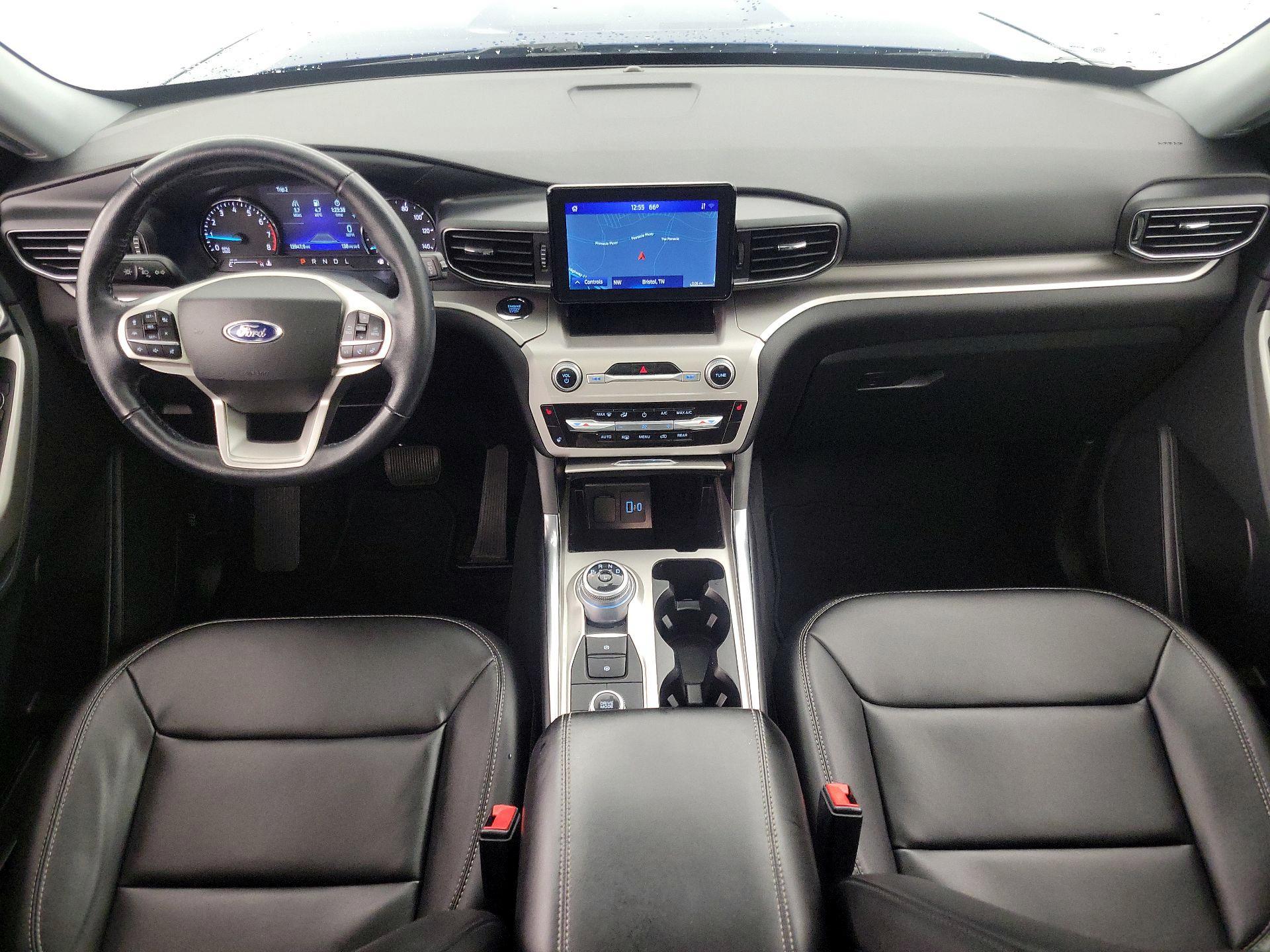 Thumbnail: 2022 Ford Explorer - 9