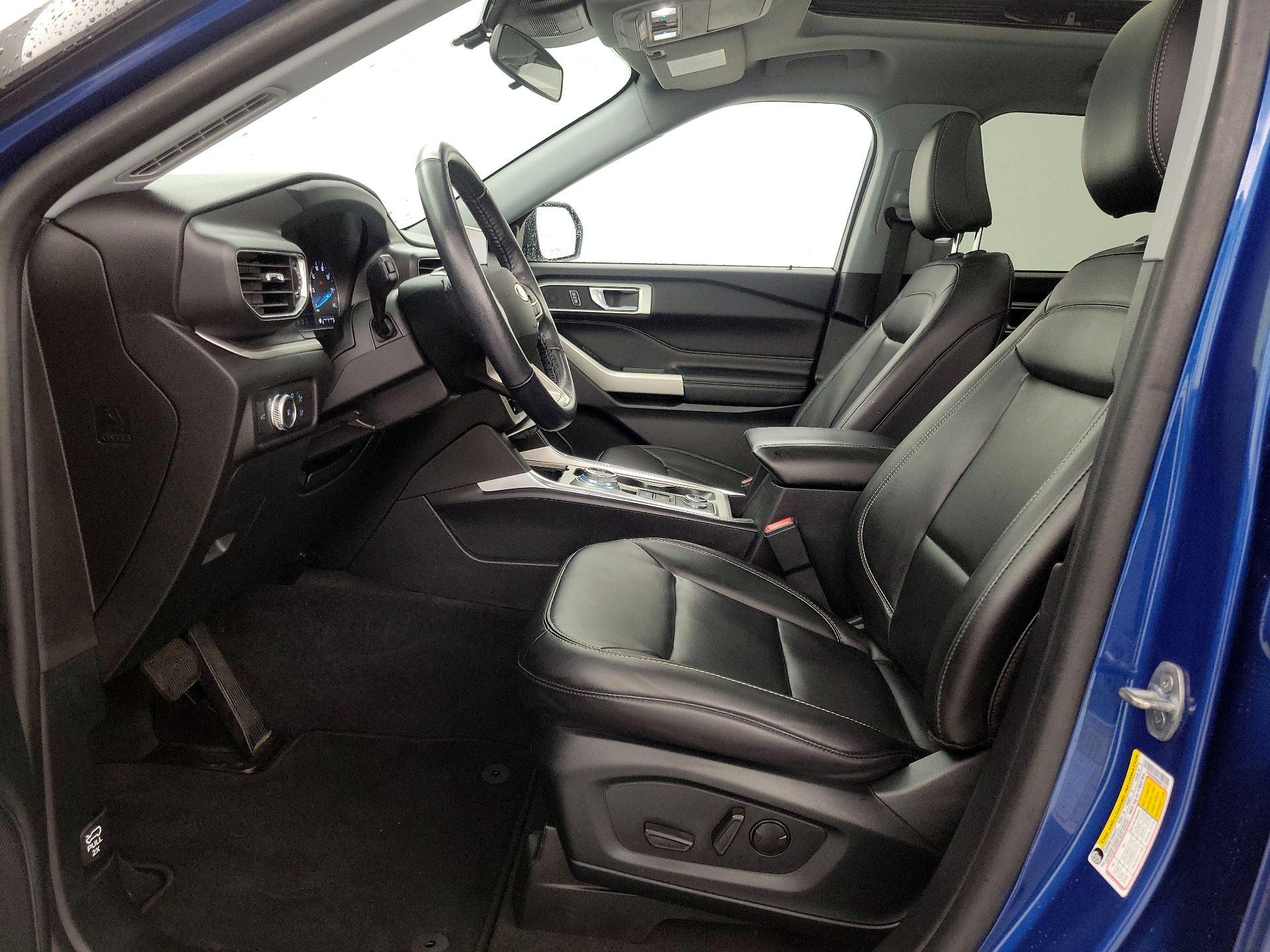Thumbnail: 2022 Ford Explorer - 11