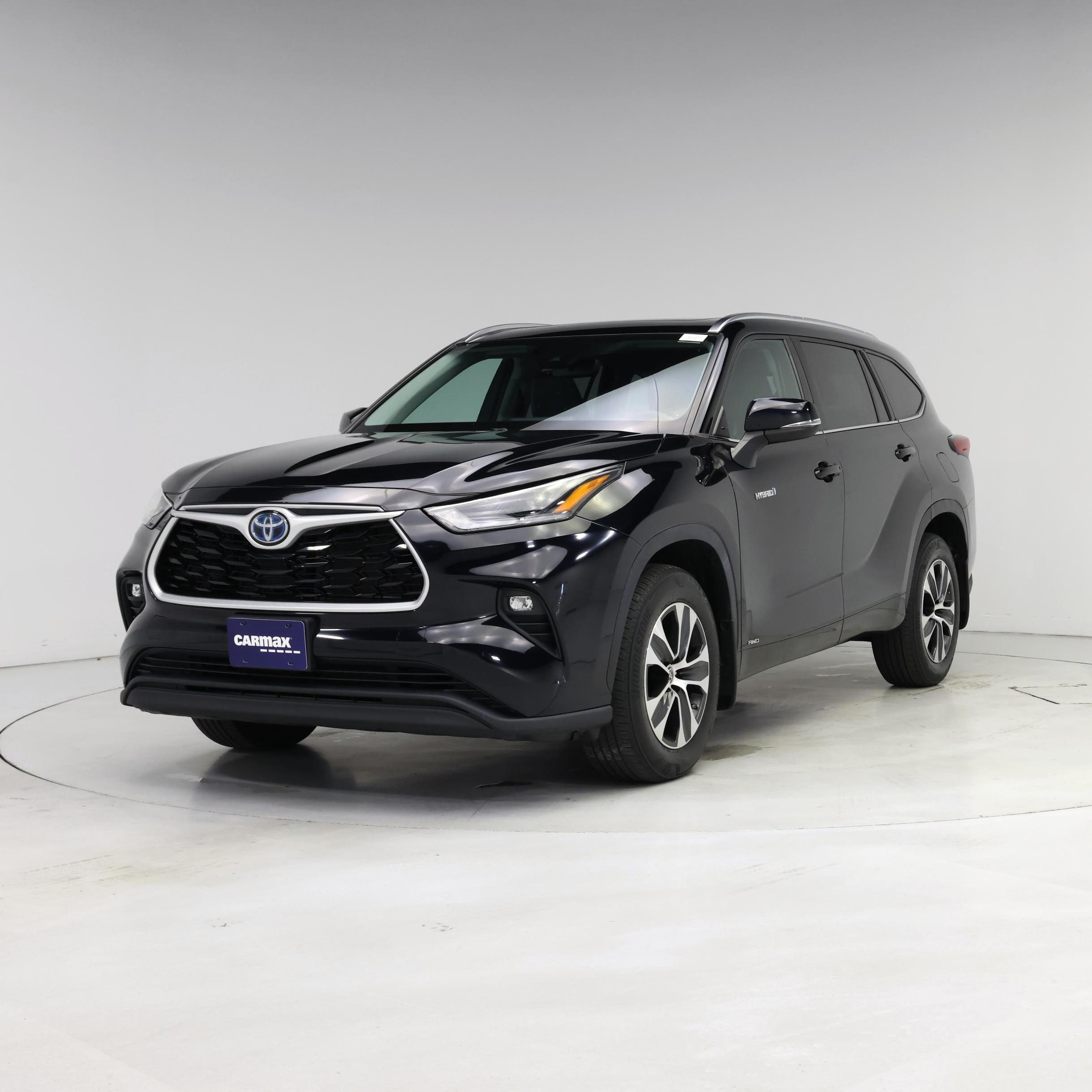 Thumbnail: 2021 Toyota Highlander - 4