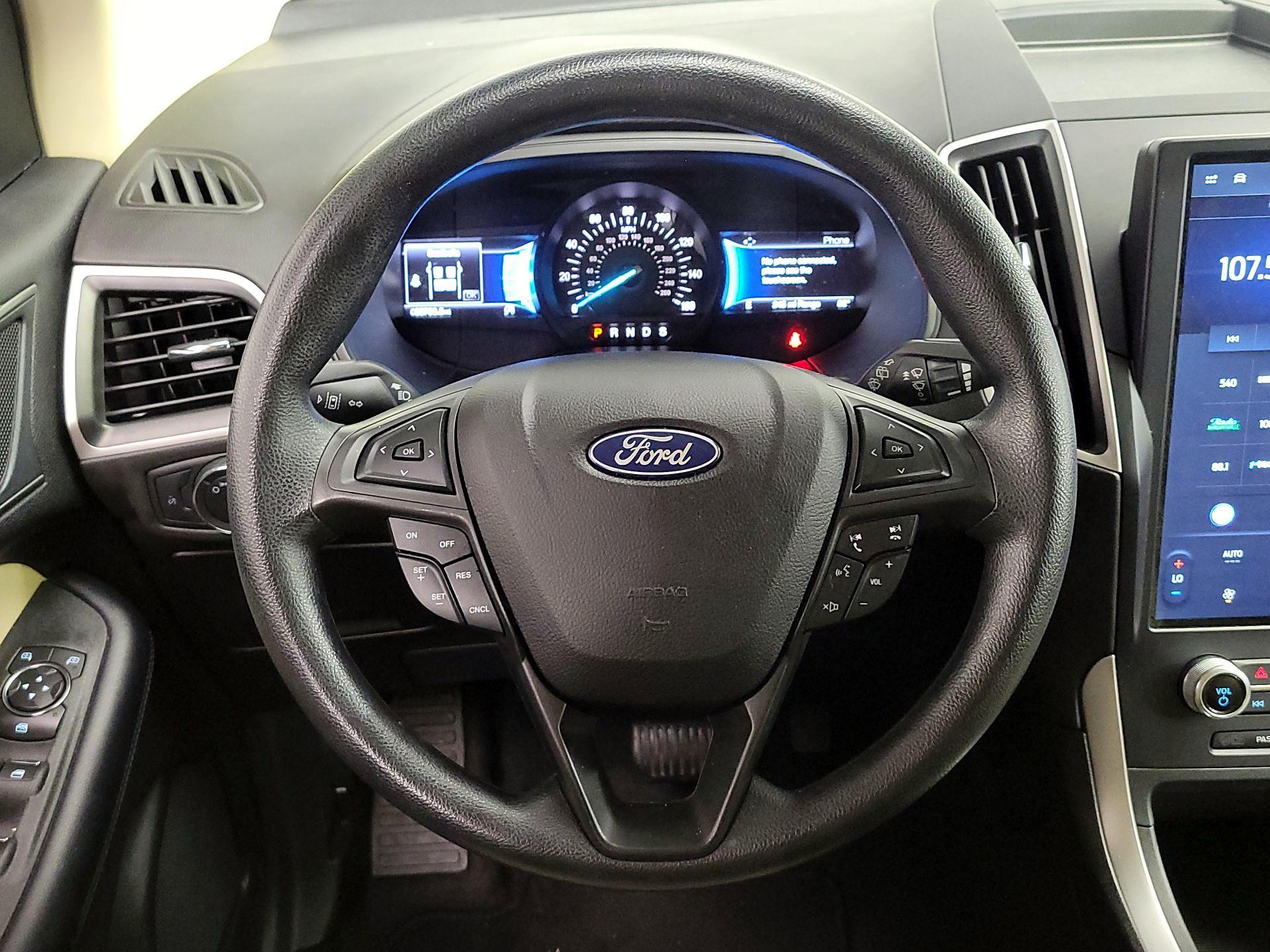 Thumbnail: 2022 Ford Edge - 10