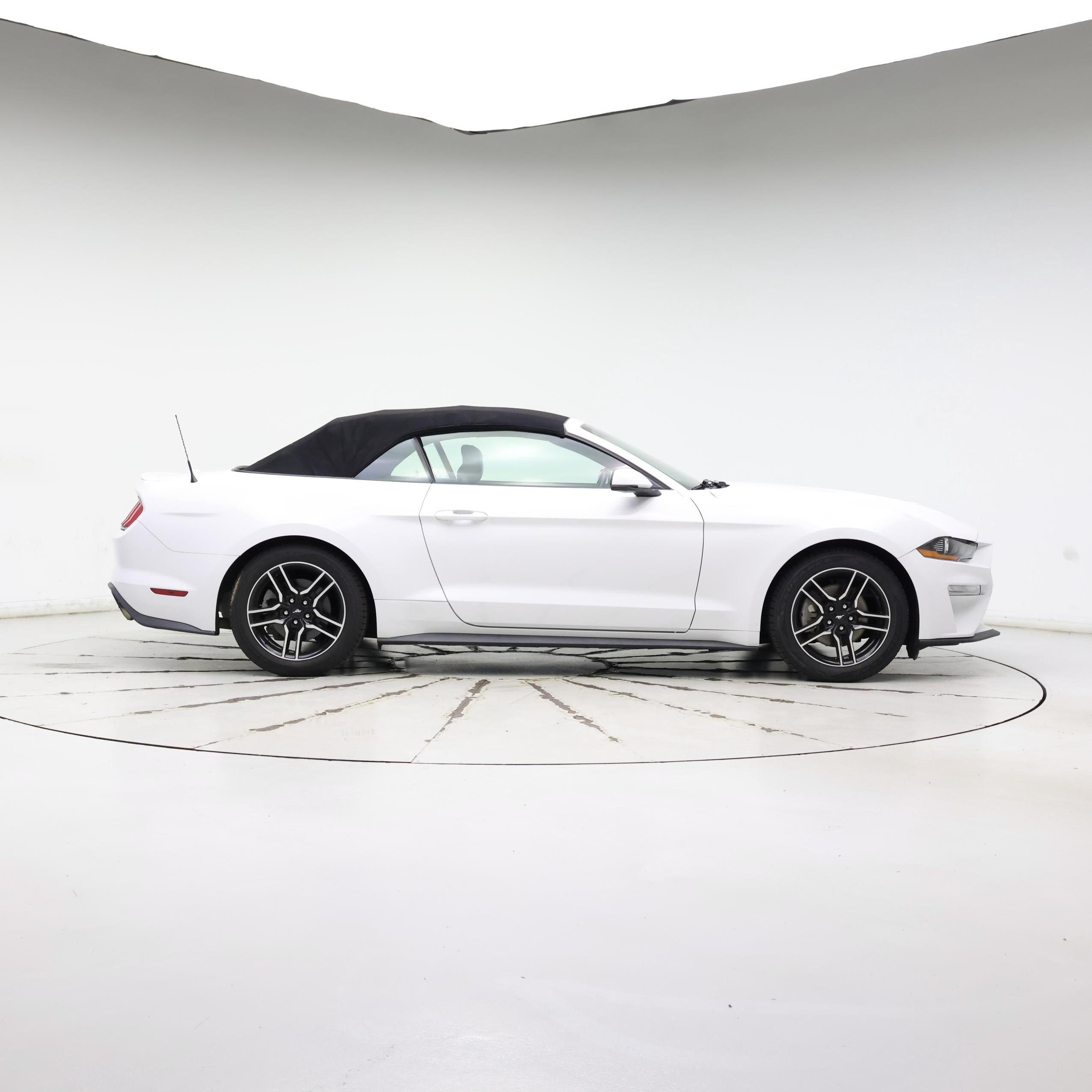 Thumbnail: 2020 Ford Mustang - 7