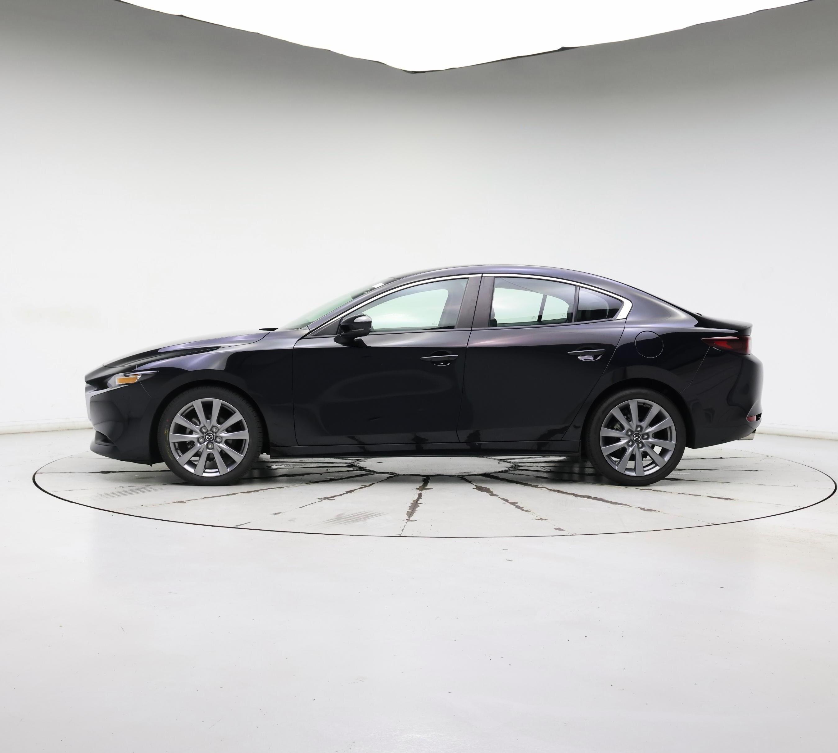 Thumbnail: 2022 Mazda Mazda3 - 3