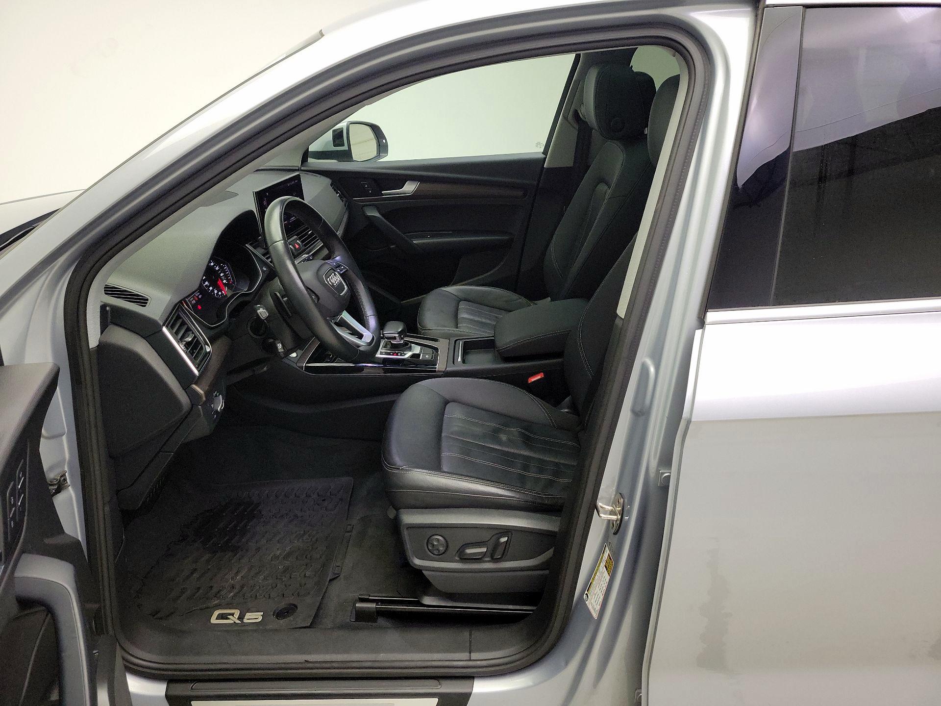 Thumbnail: 2021 Audi Q5 - 11