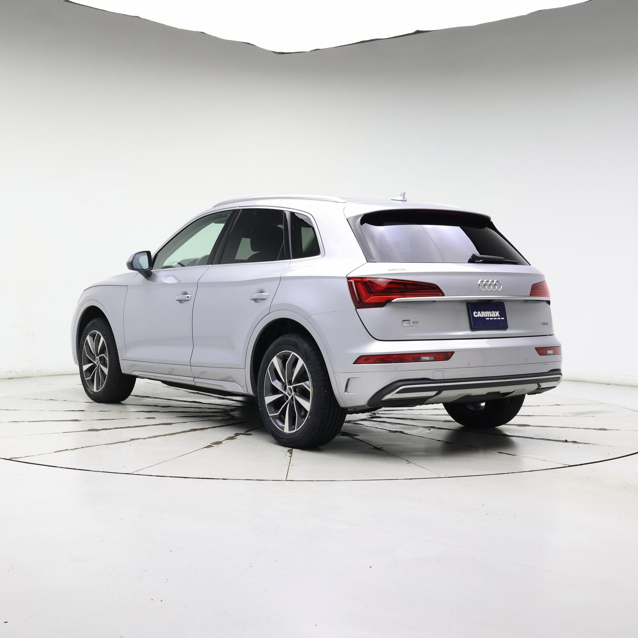 Thumbnail: 2021 Audi Q5 - 2