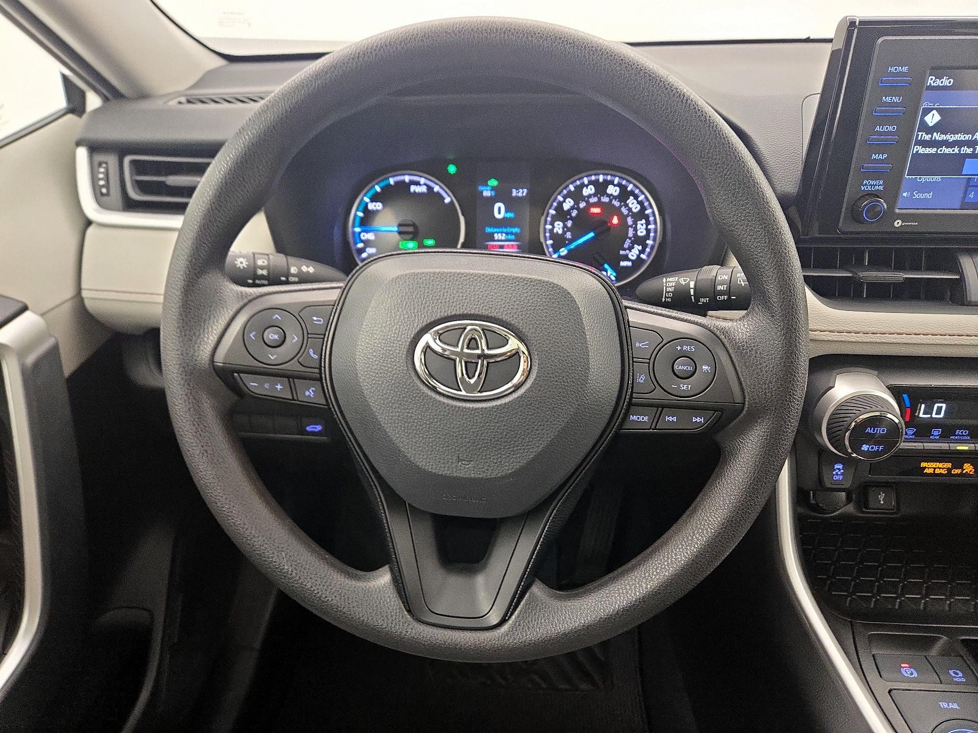 Thumbnail: 2021 Toyota RAV4 - 10
