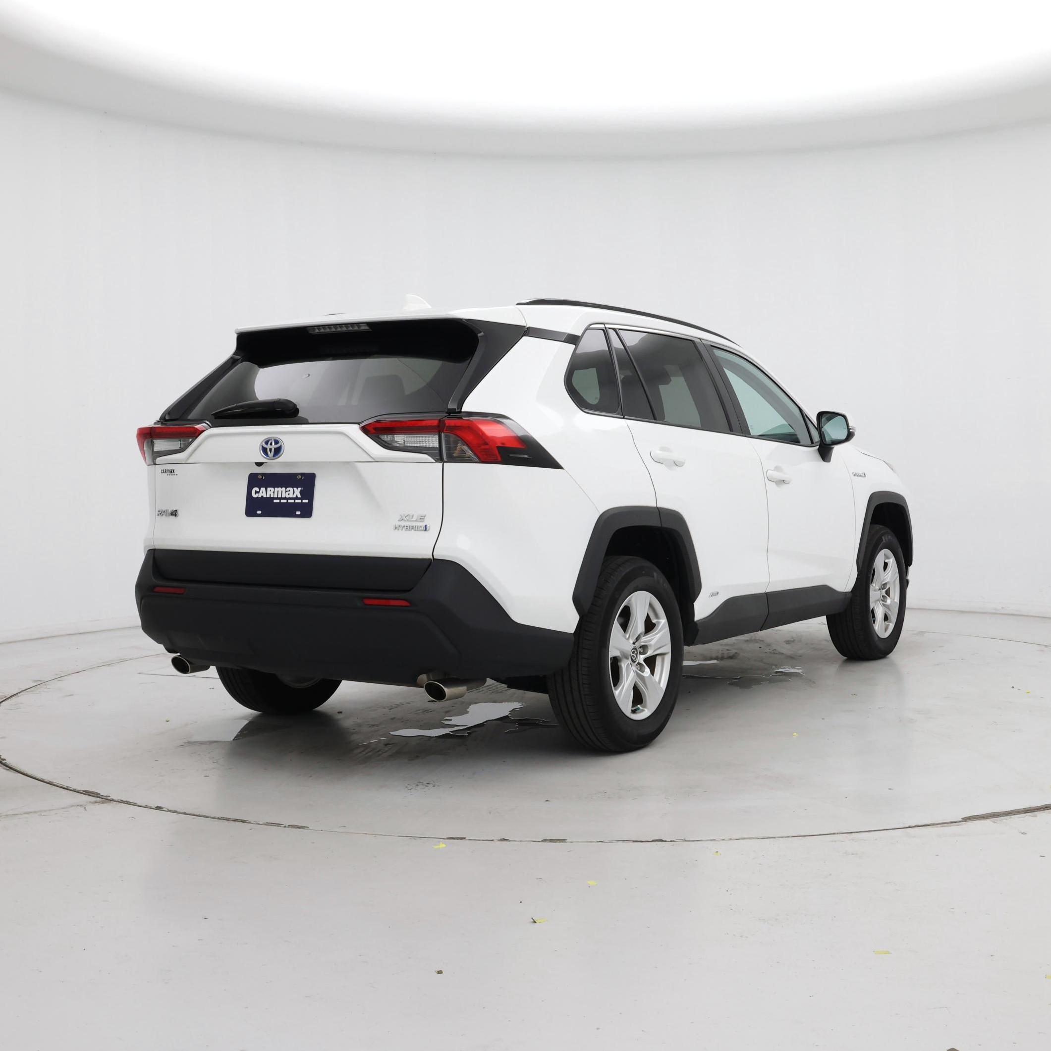 Thumbnail: 2021 Toyota RAV4 - 8