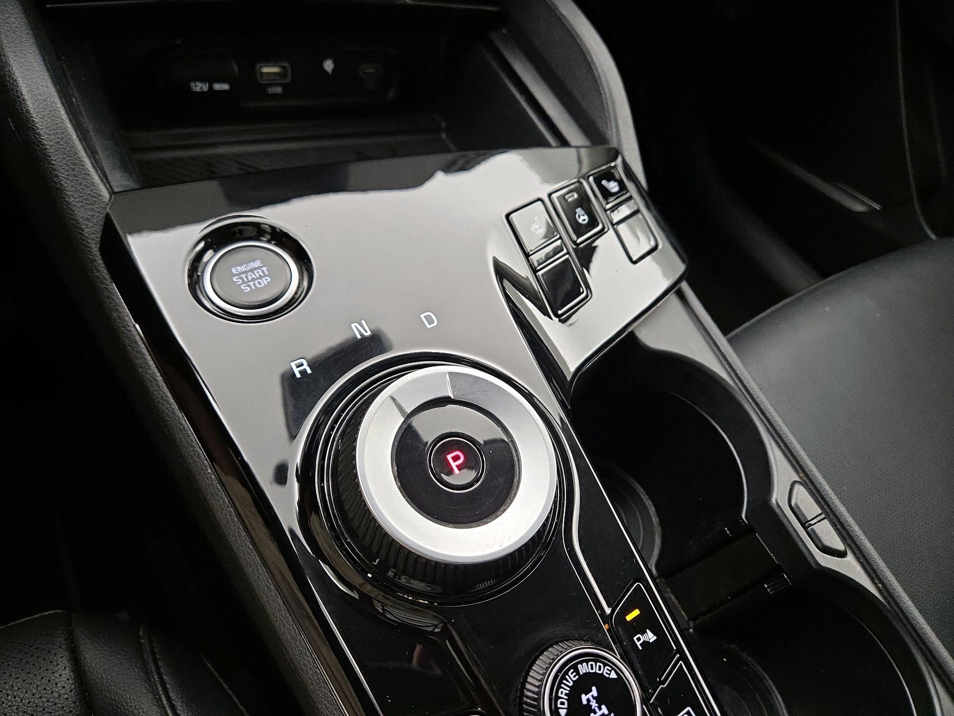 Thumbnail: 2023 Kia Sportage - 18