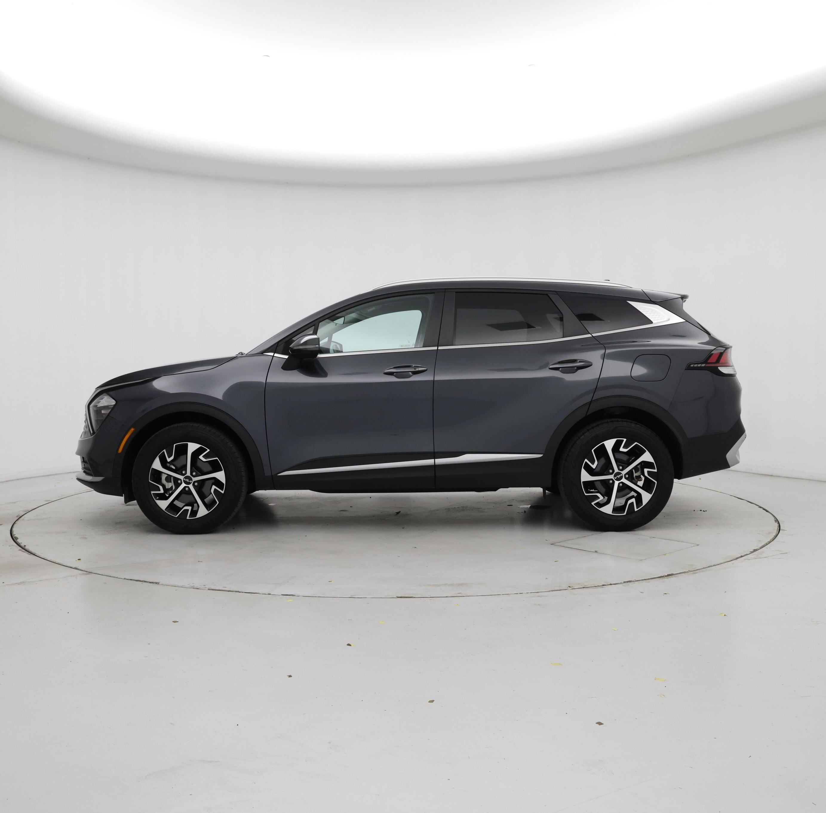 Thumbnail: 2023 Kia Sportage - 3