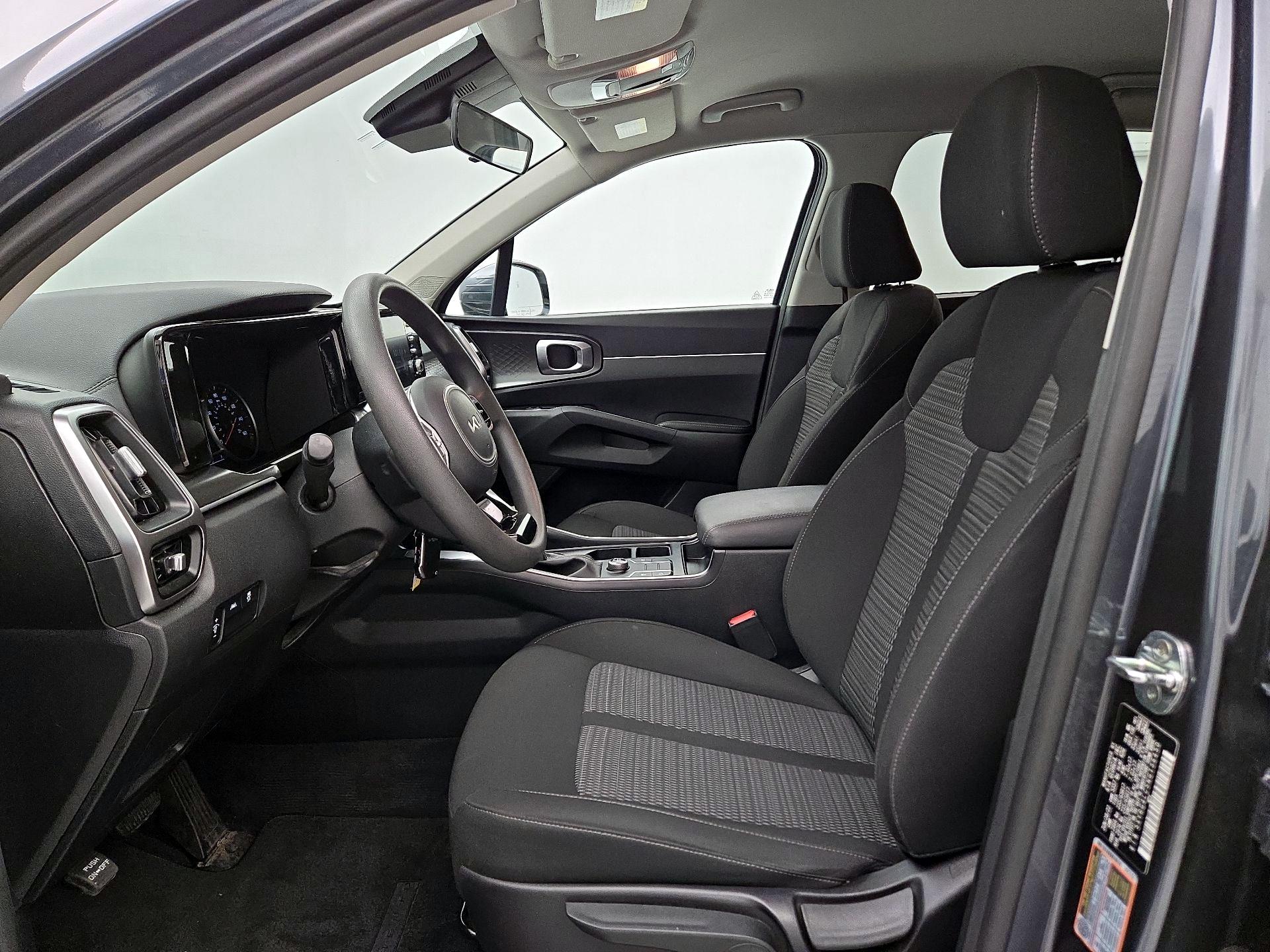 Thumbnail: 2022 Kia Sorento - 11