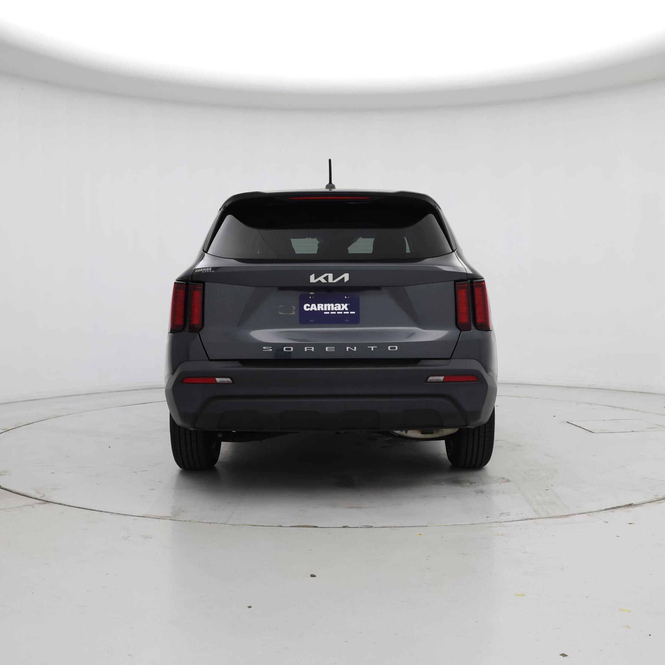Thumbnail: 2022 Kia Sorento - 6