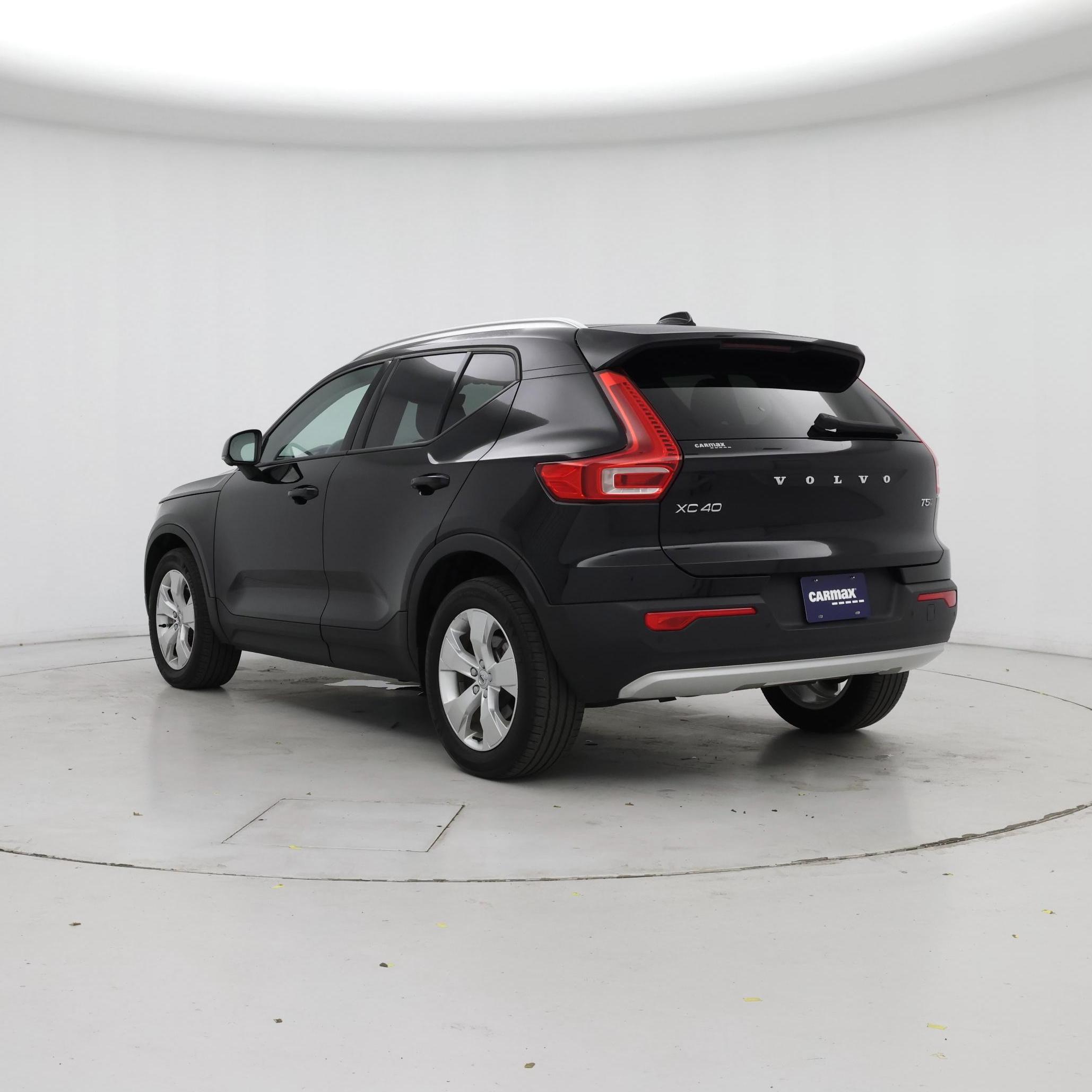 Thumbnail: 2021 Volvo XC40 - 2