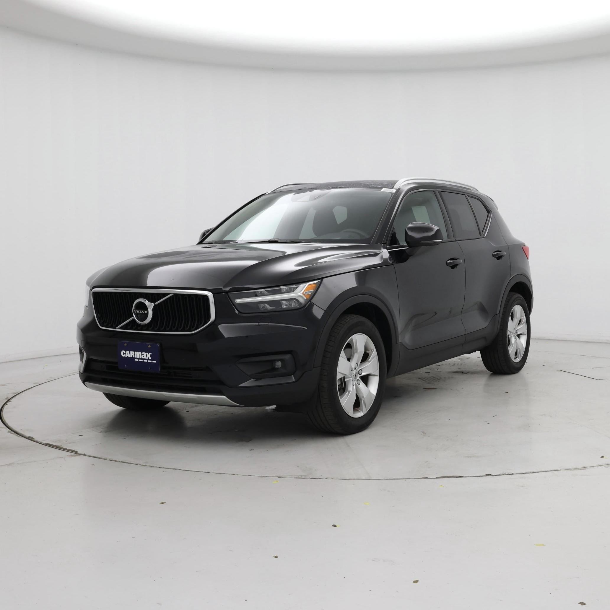 Thumbnail: 2021 Volvo XC40 - 4