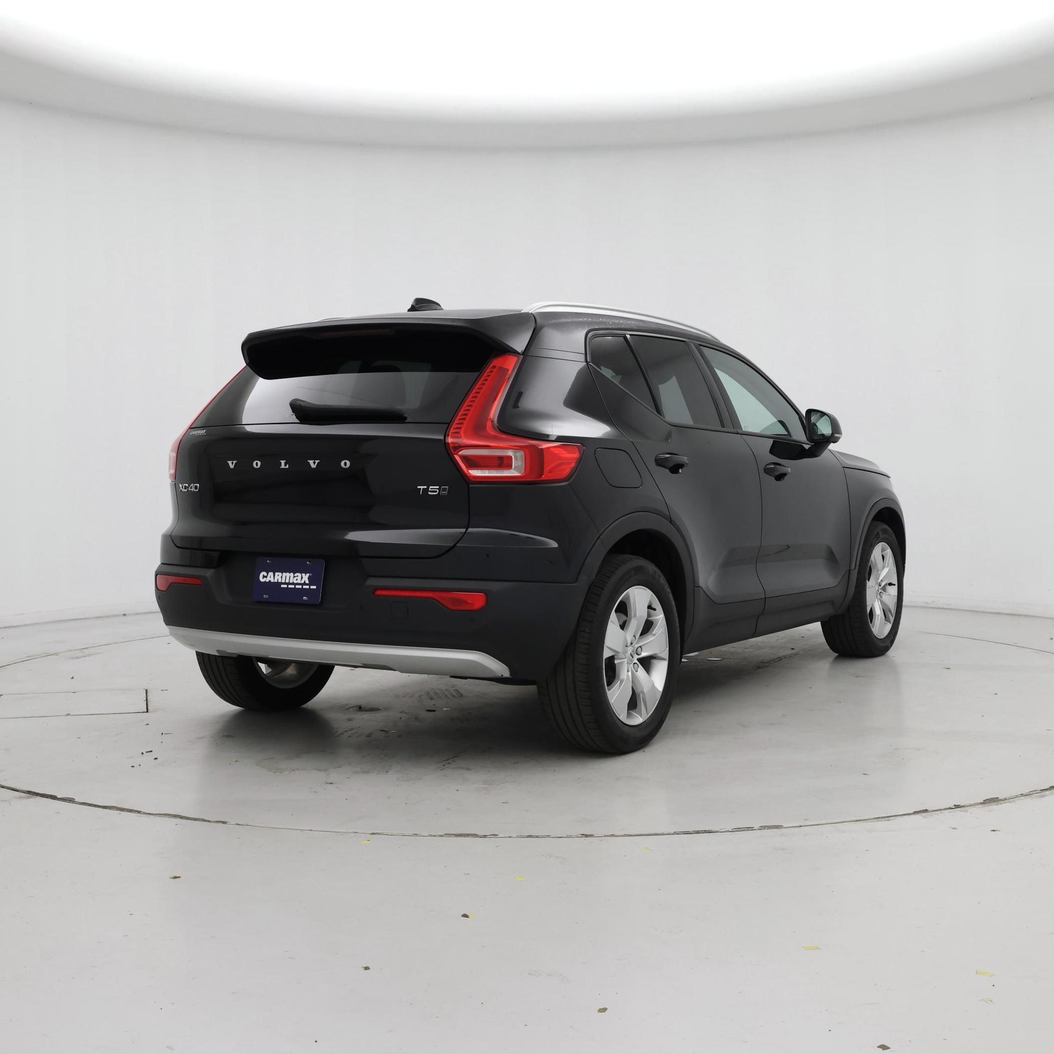 Thumbnail: 2021 Volvo XC40 - 8