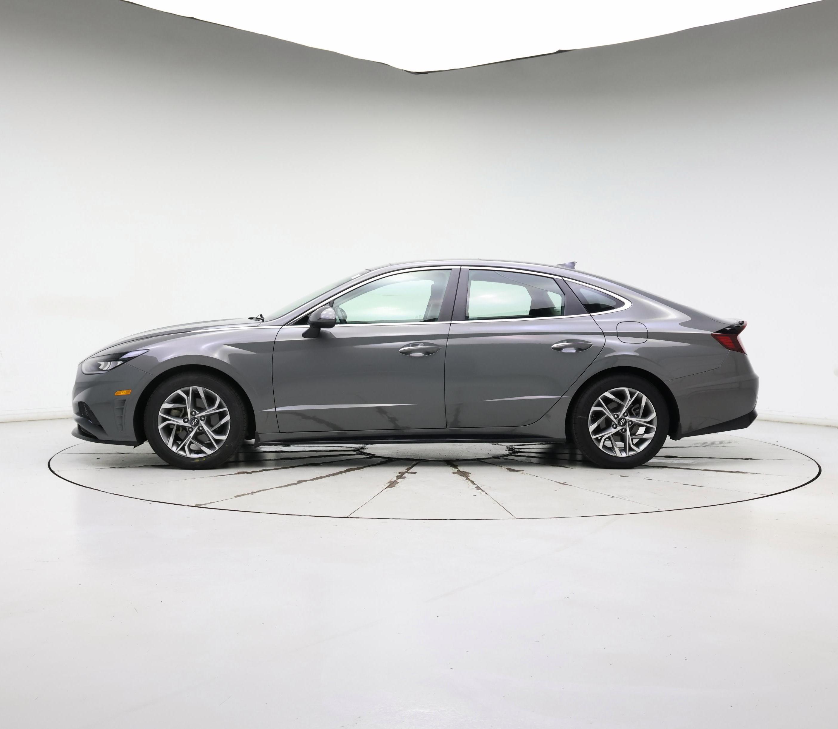 Thumbnail: 2022 Hyundai Sonata - 3