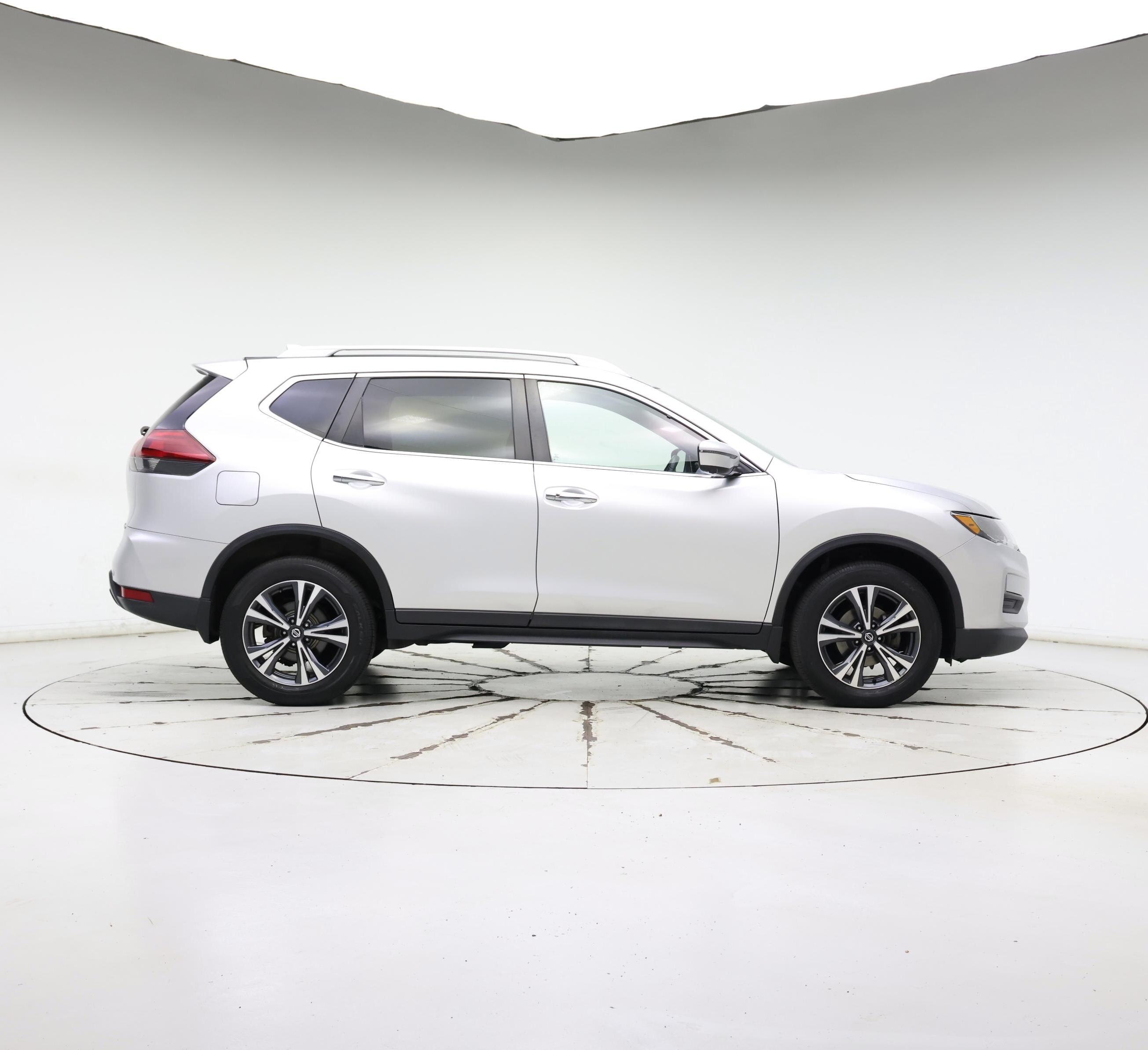 Thumbnail: 2020 Nissan Rogue - 7