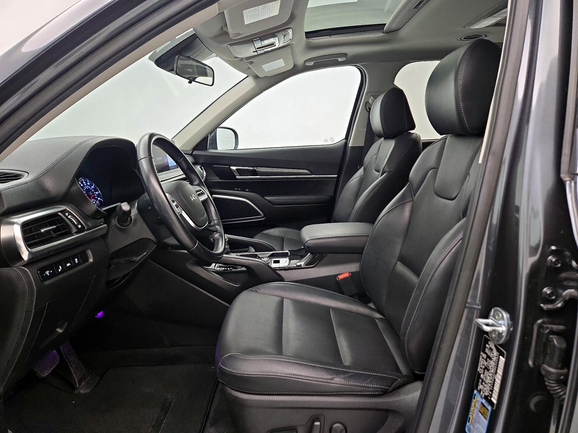 Thumbnail: 2022 Kia Telluride - 11