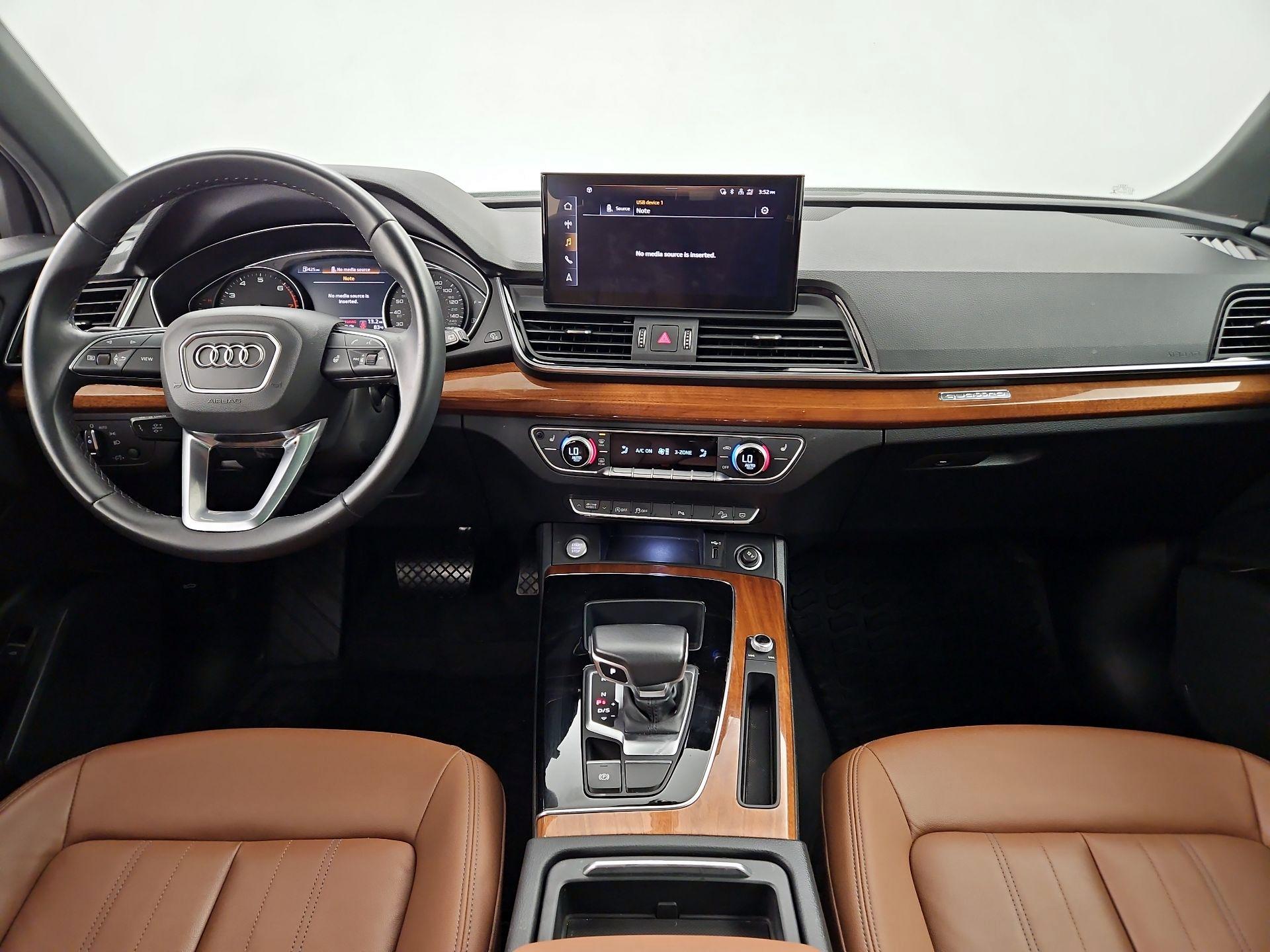 Thumbnail: 2022 Audi Q5 - 9
