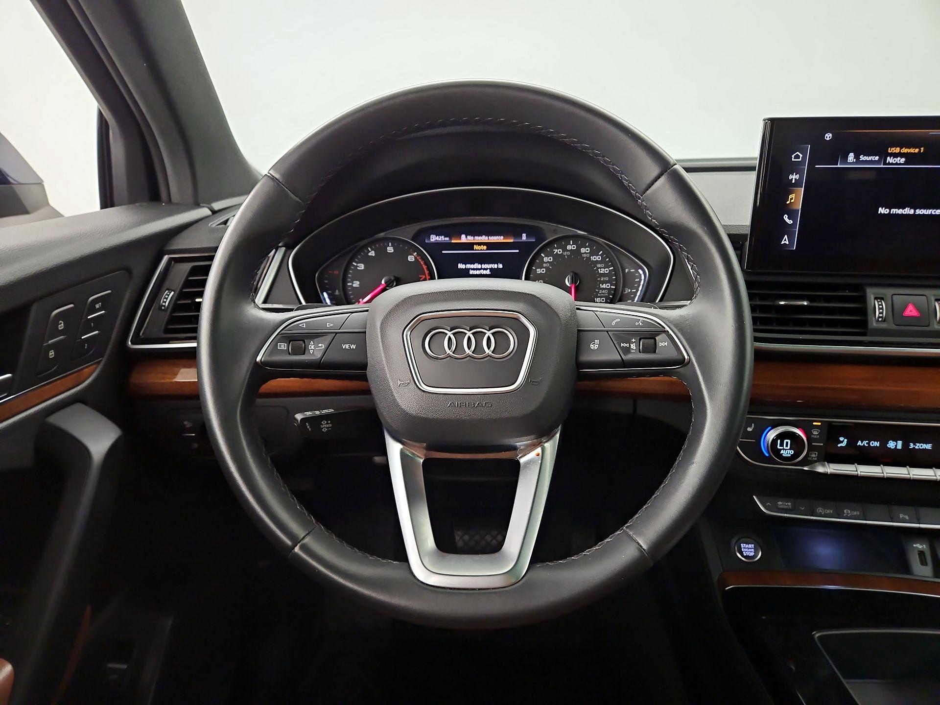 Thumbnail: 2022 Audi Q5 - 10