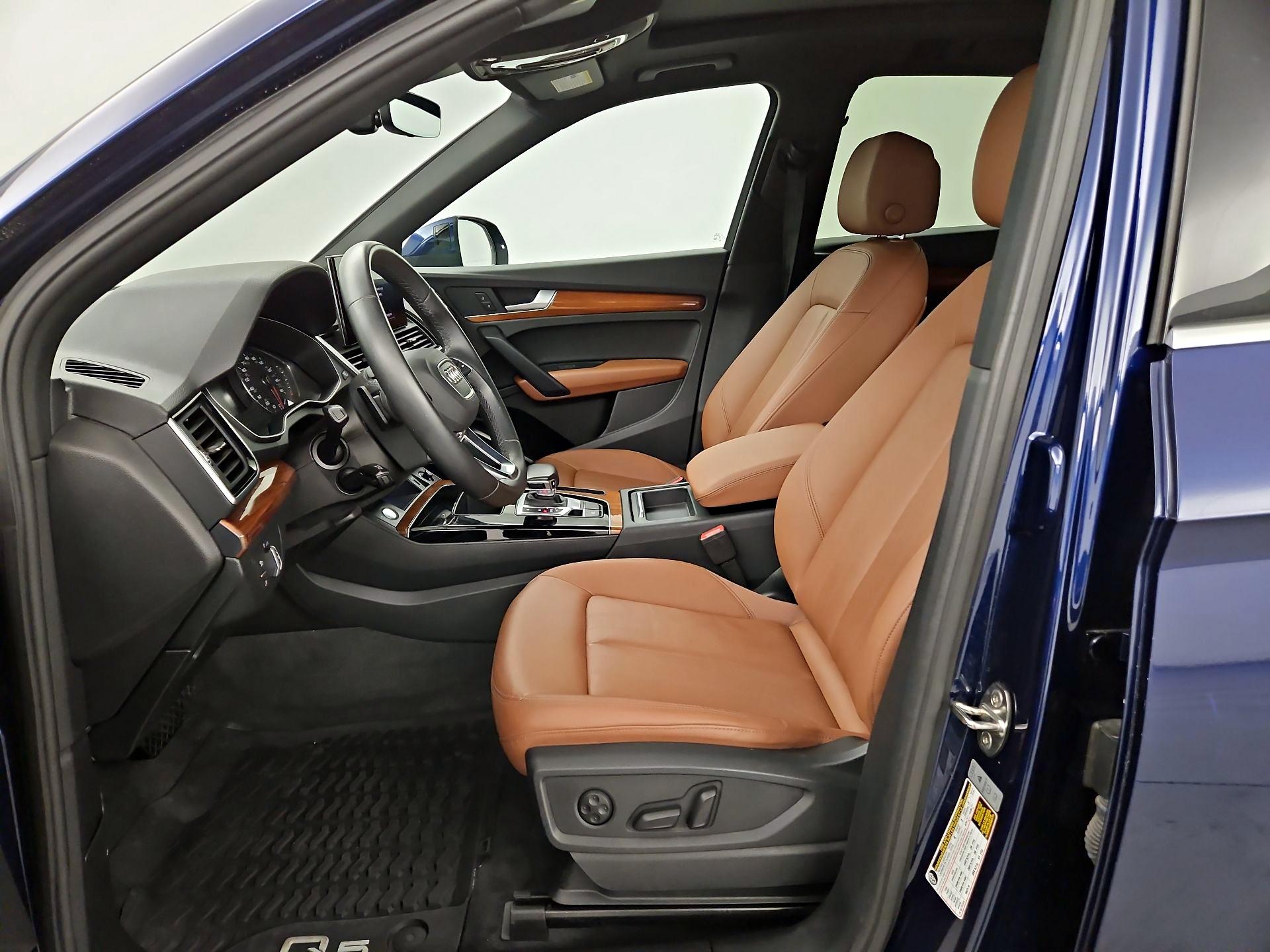 Thumbnail: 2022 Audi Q5 - 11