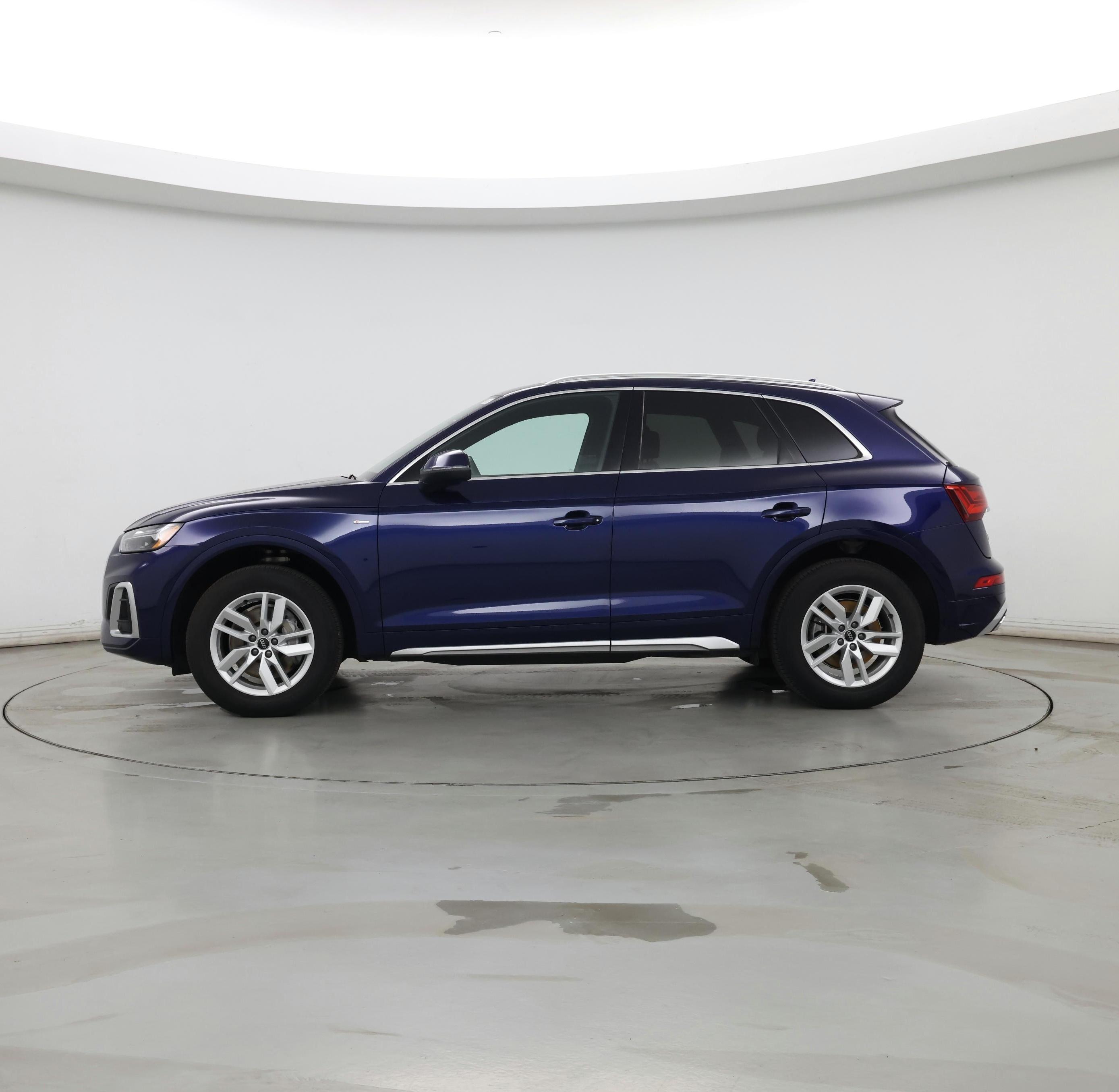 Thumbnail: 2022 Audi Q5 - 3