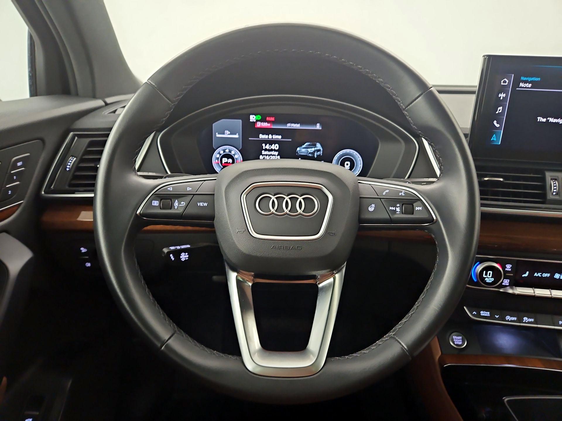 Thumbnail: 2022 Audi Q5 - 10