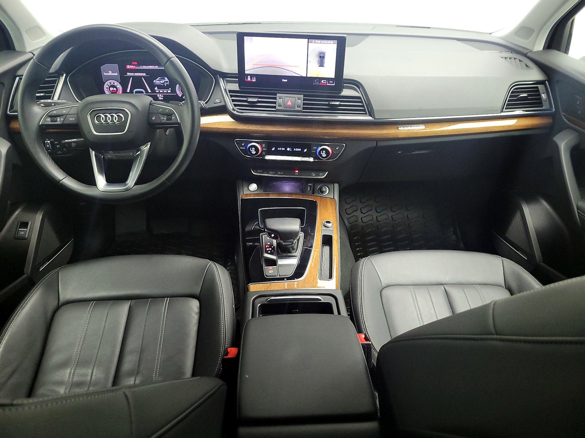 Thumbnail: 2022 Audi Q5 - 9