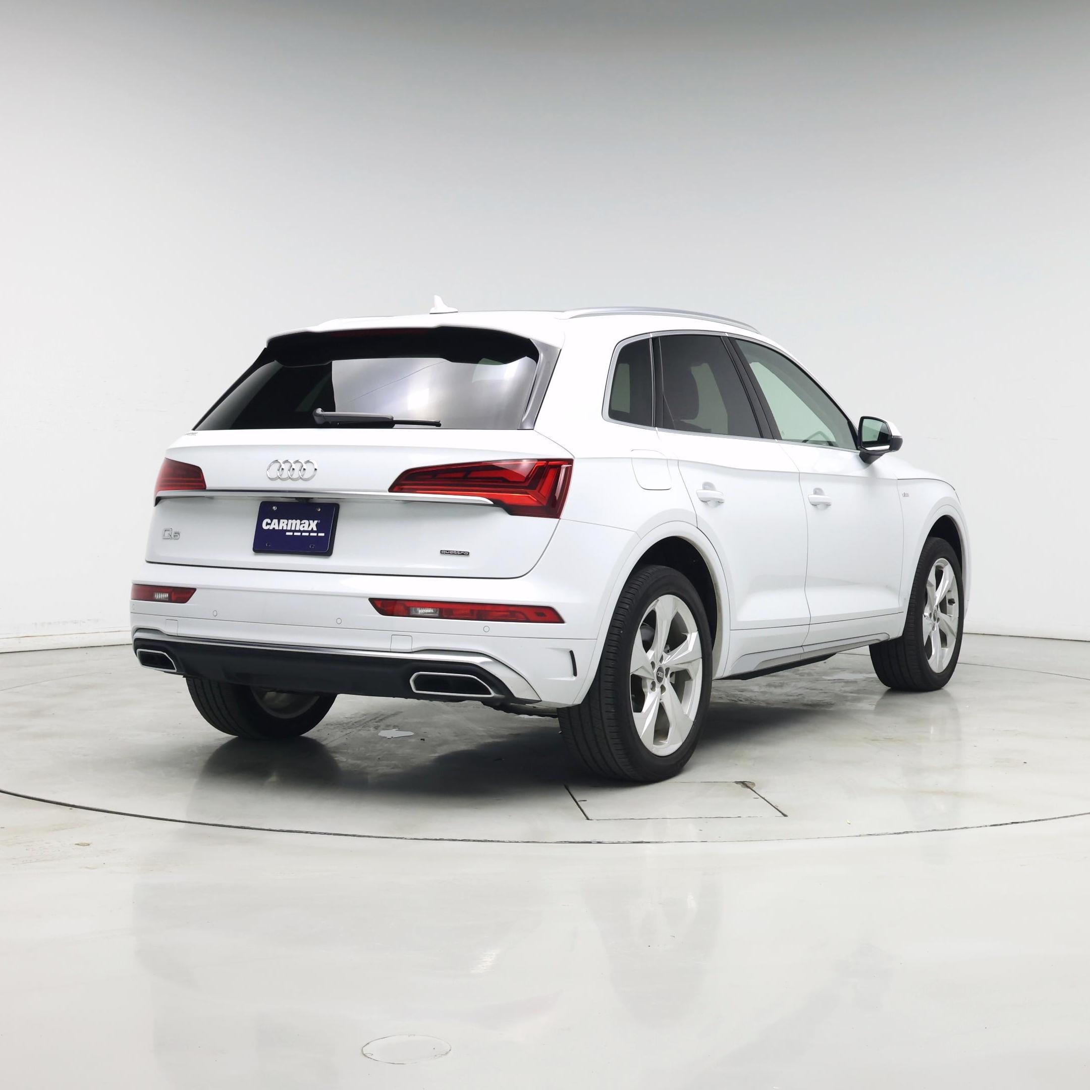 Thumbnail: 2022 Audi Q5 - 8